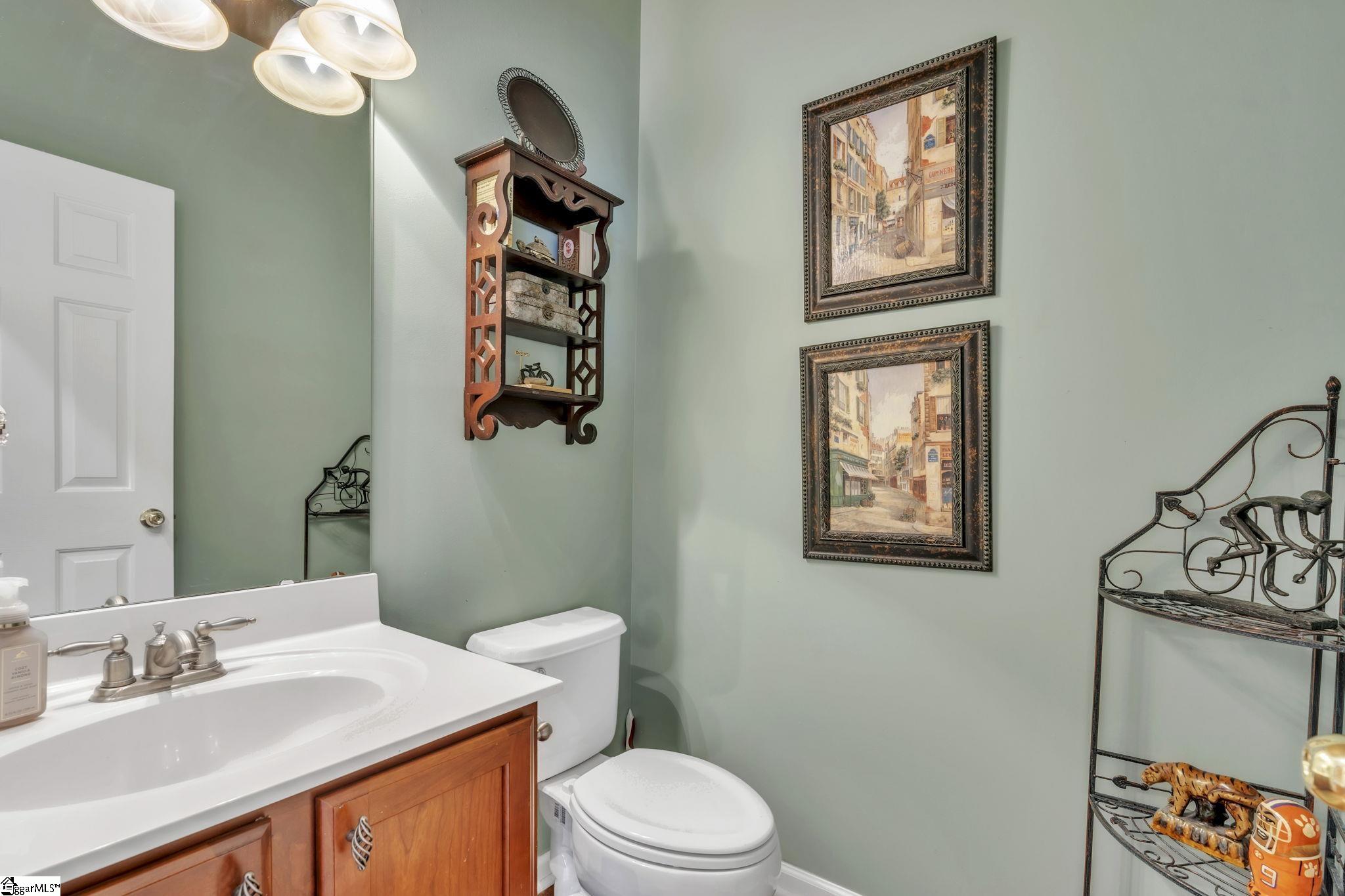 528 Kingsmoor Drive Property Photo 22