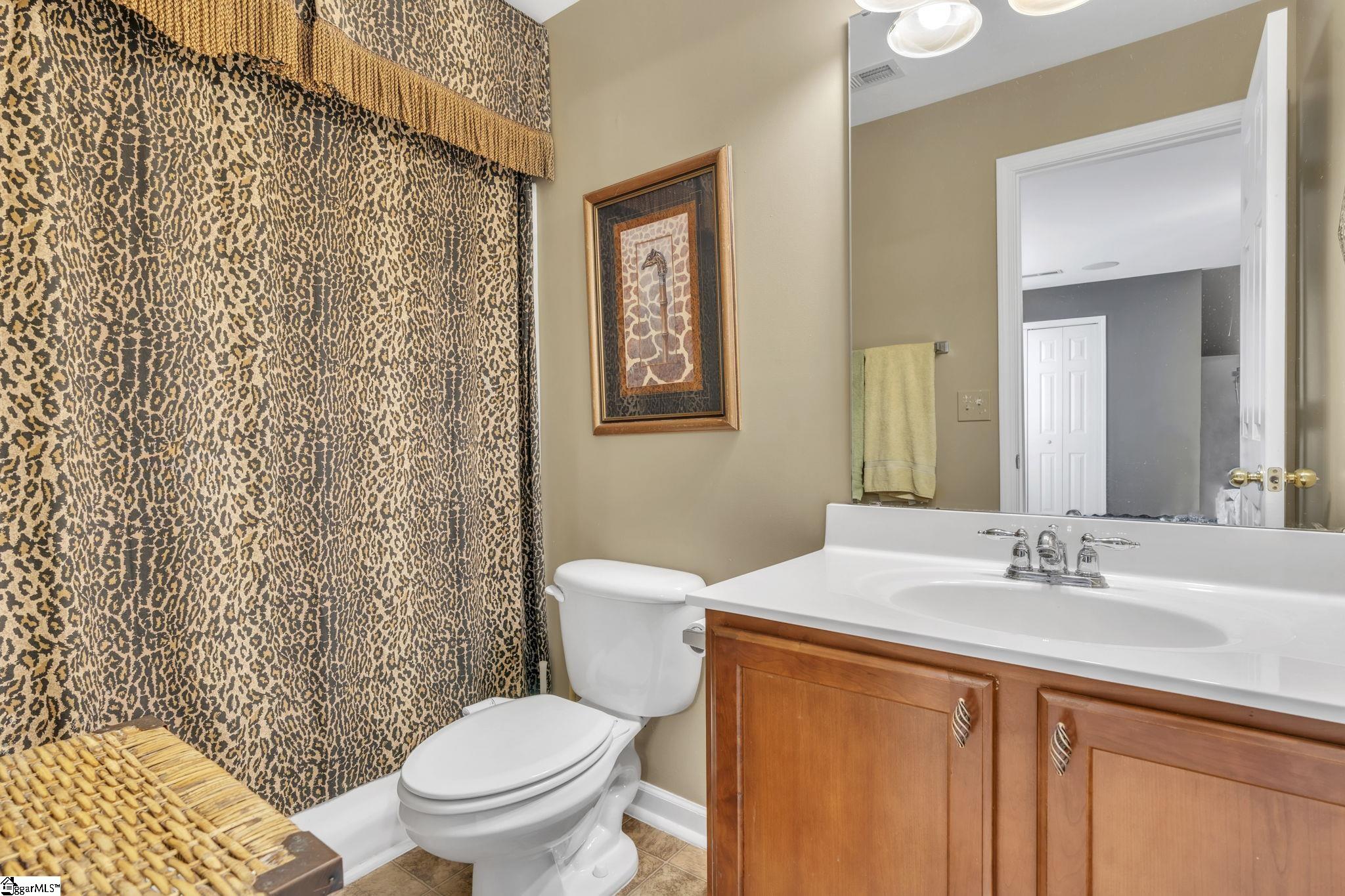 528 Kingsmoor Drive Property Photo 32