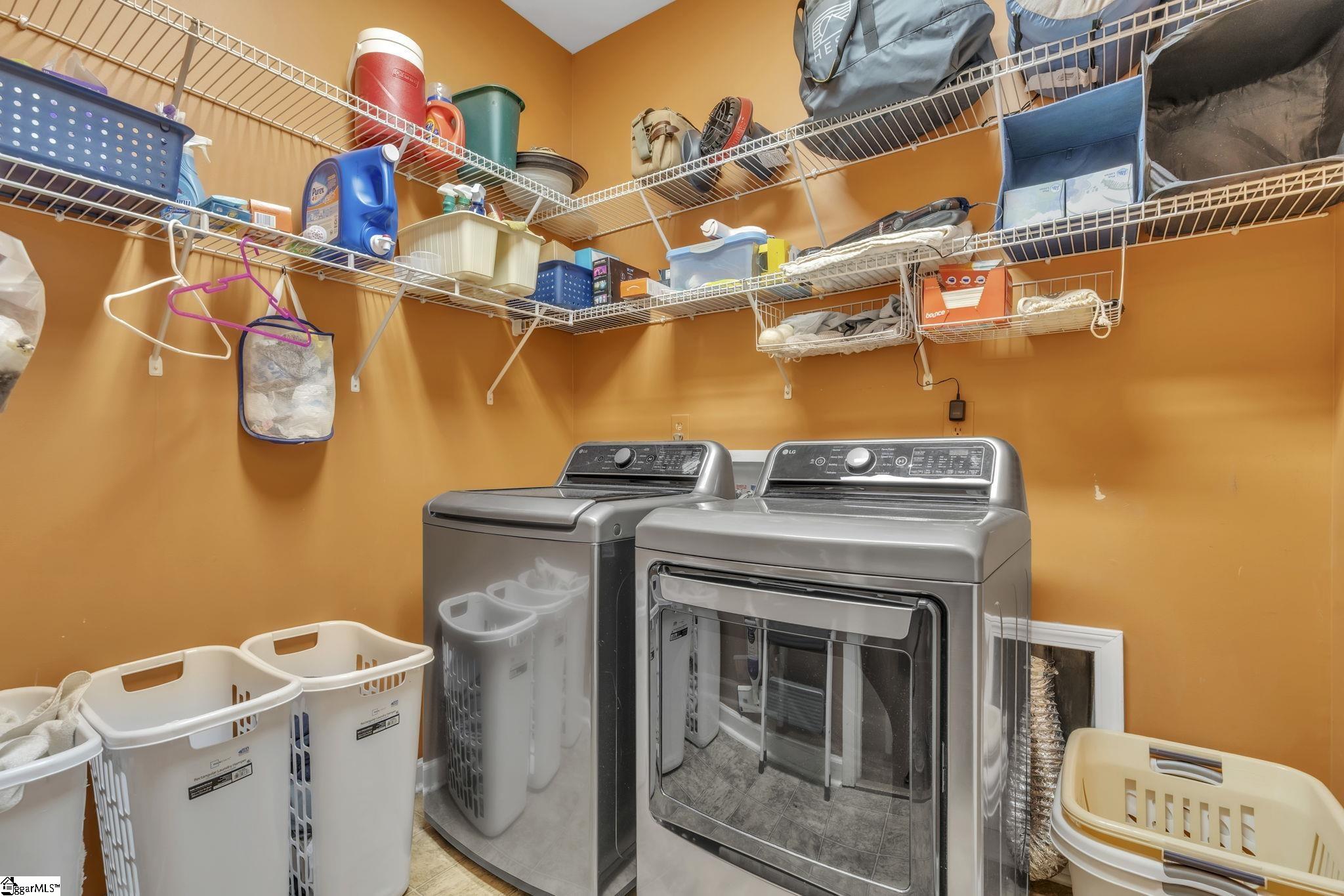 528 Kingsmoor Drive Property Photo 33