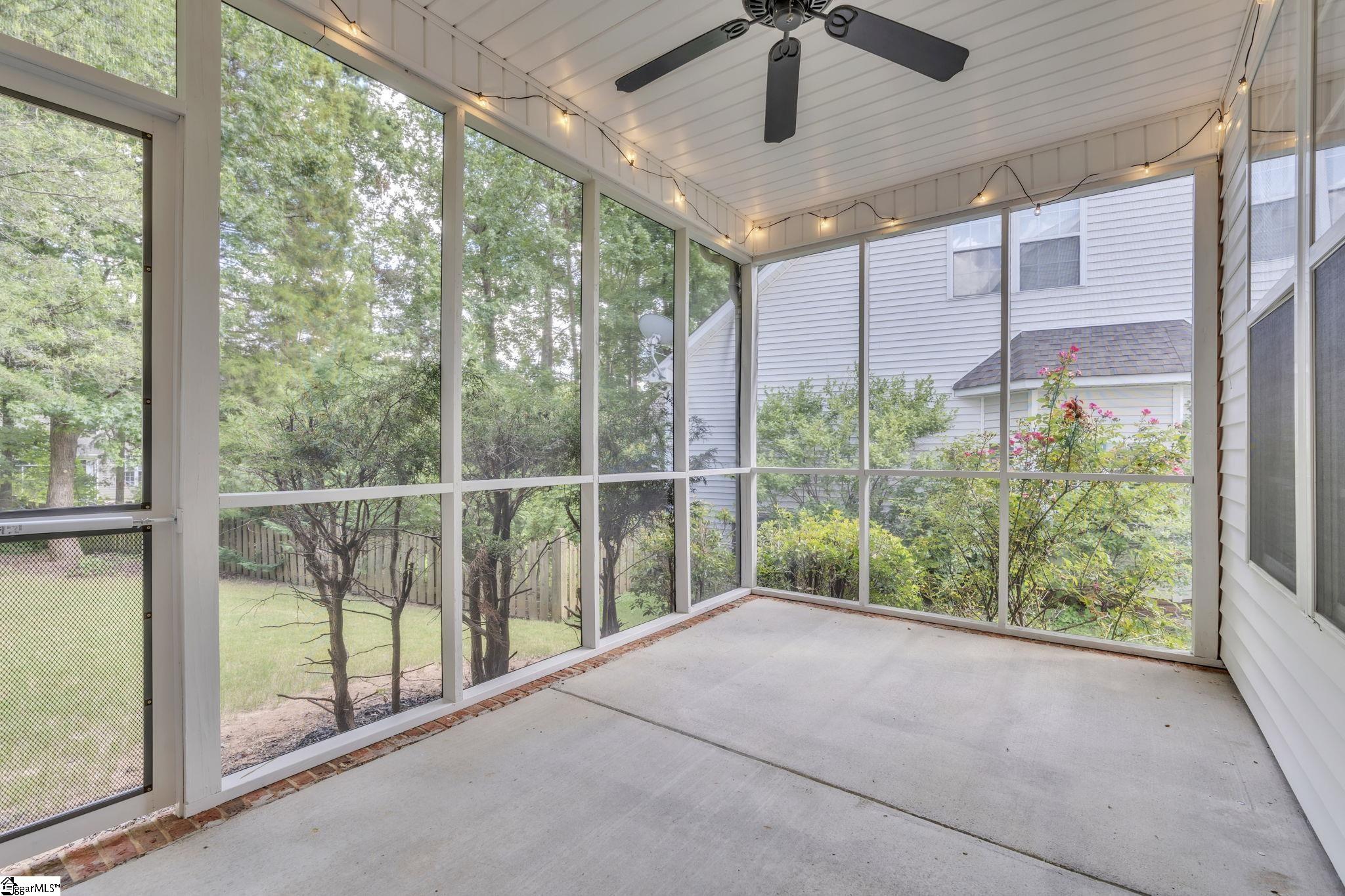 528 Kingsmoor Drive Property Photo 34