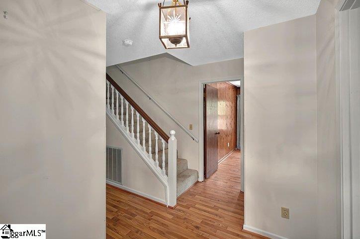 304 Arcadia Drive Property Photo 6