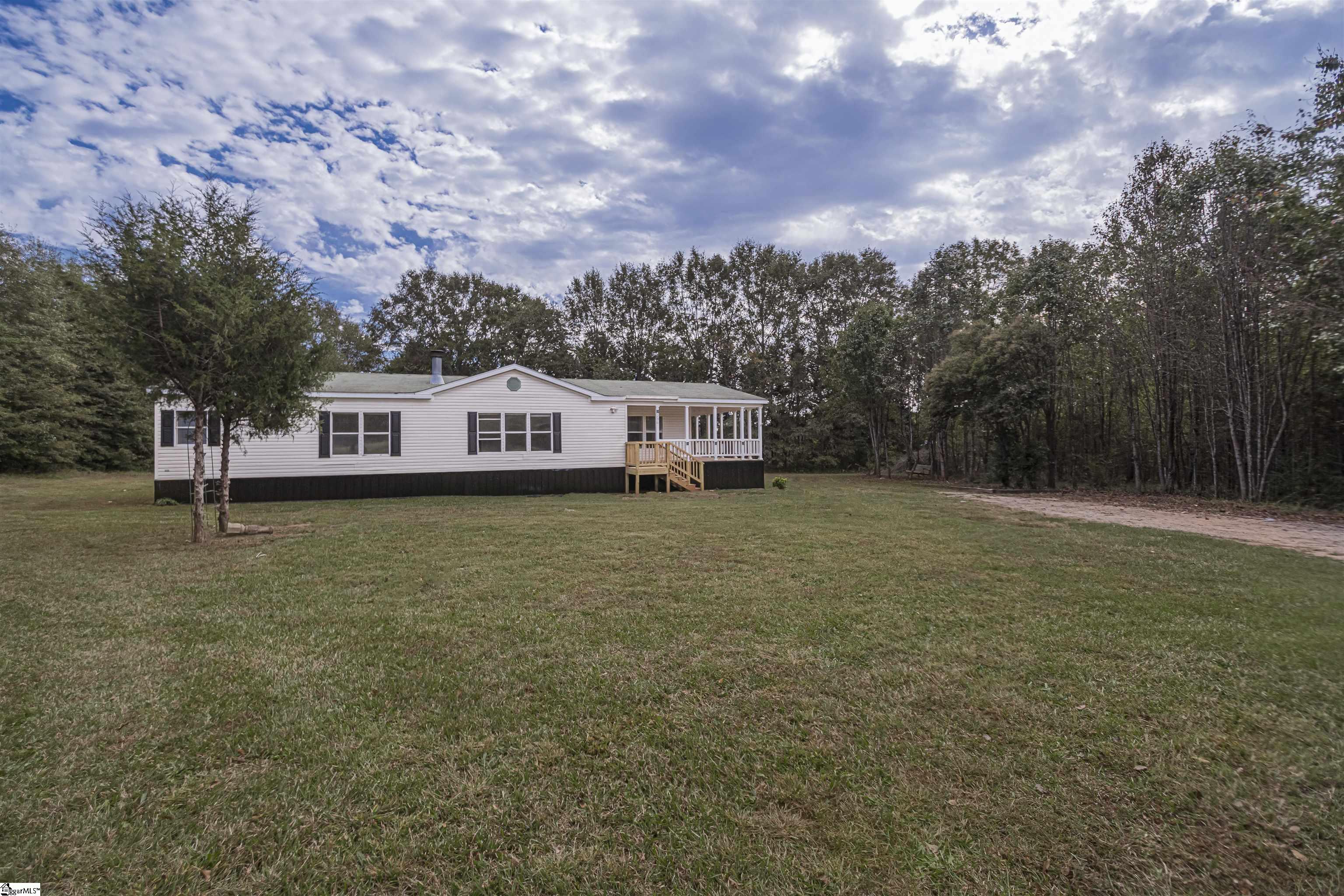 296 Fish Camp Road Property Photo 3