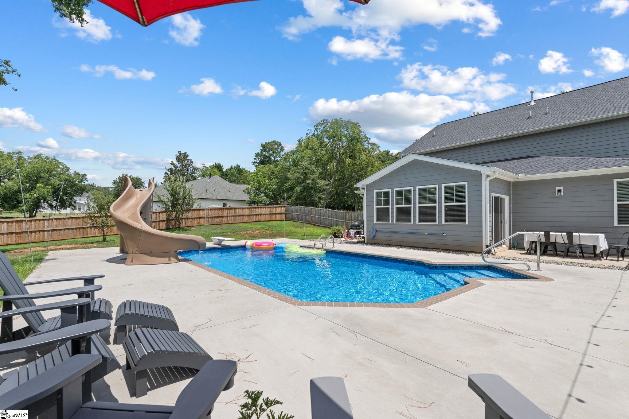 729 Stringer Road Property Photo 5