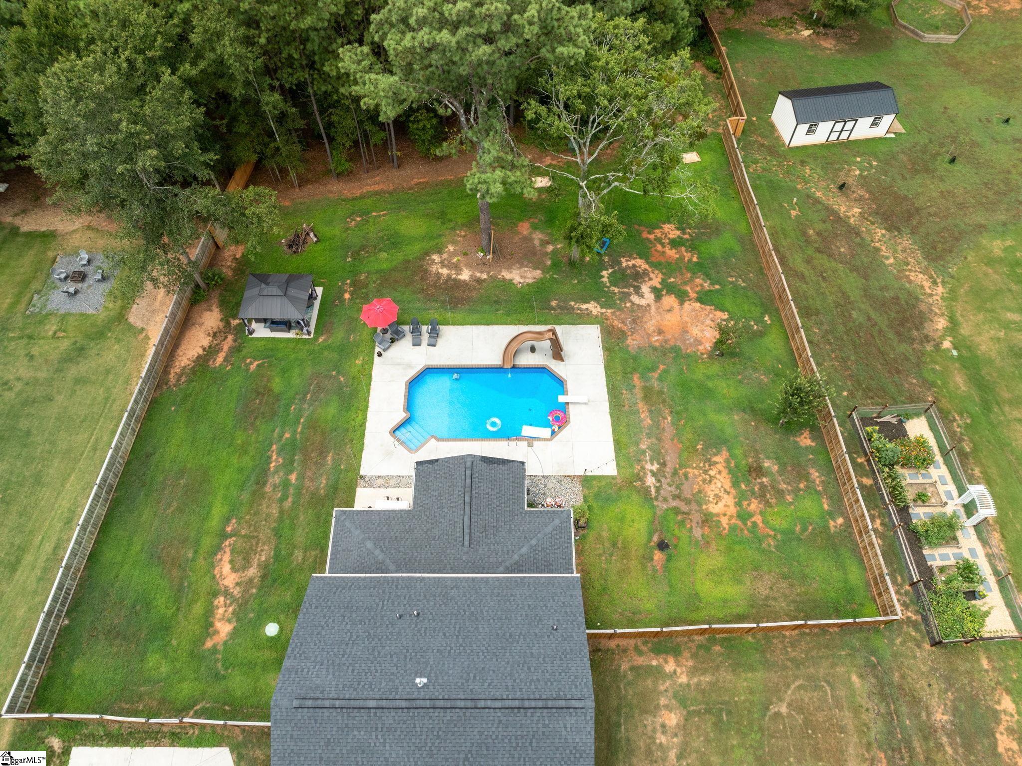 729 Stringer Road Property Photo 9