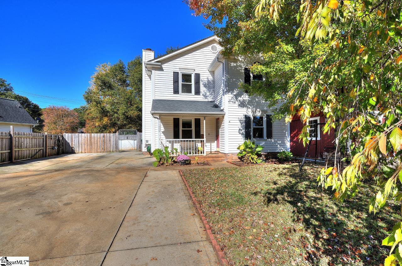 103 Creek Drive Property Photo 1