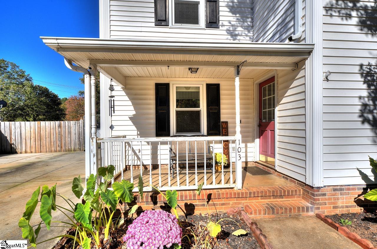 103 Creek Drive Property Photo 5