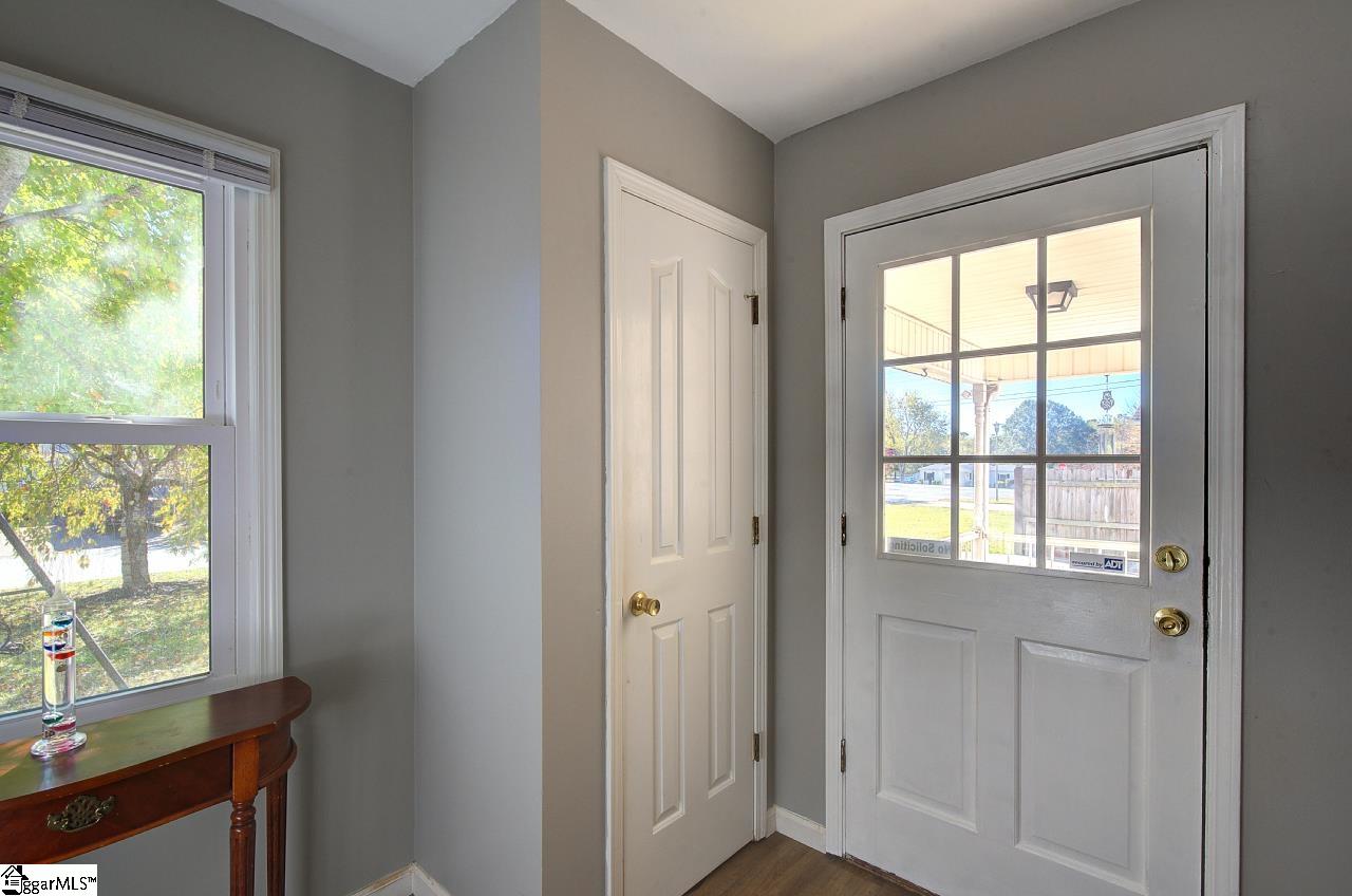 103 Creek Drive Property Photo 9