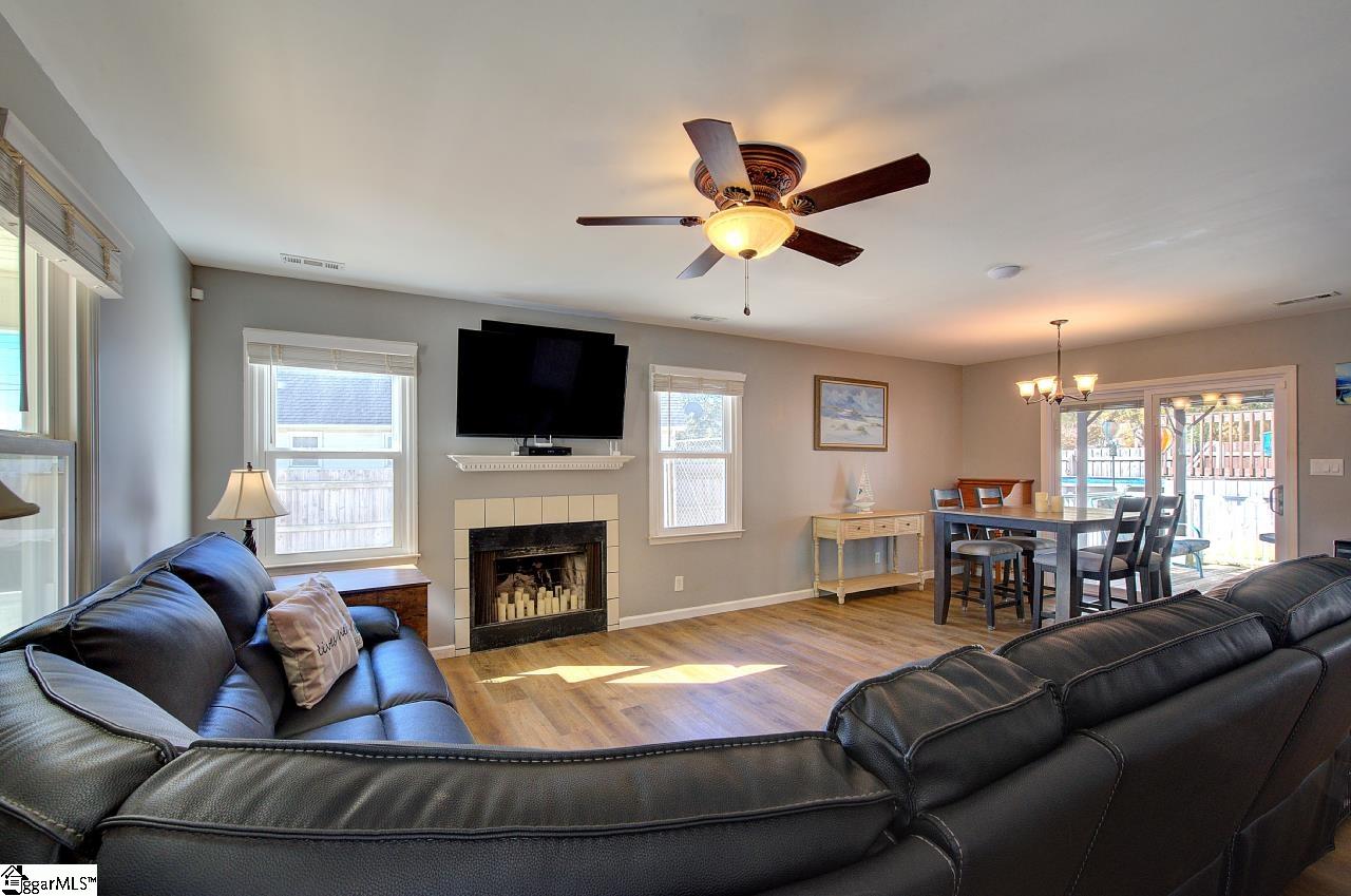 103 Creek Drive Property Photo 12