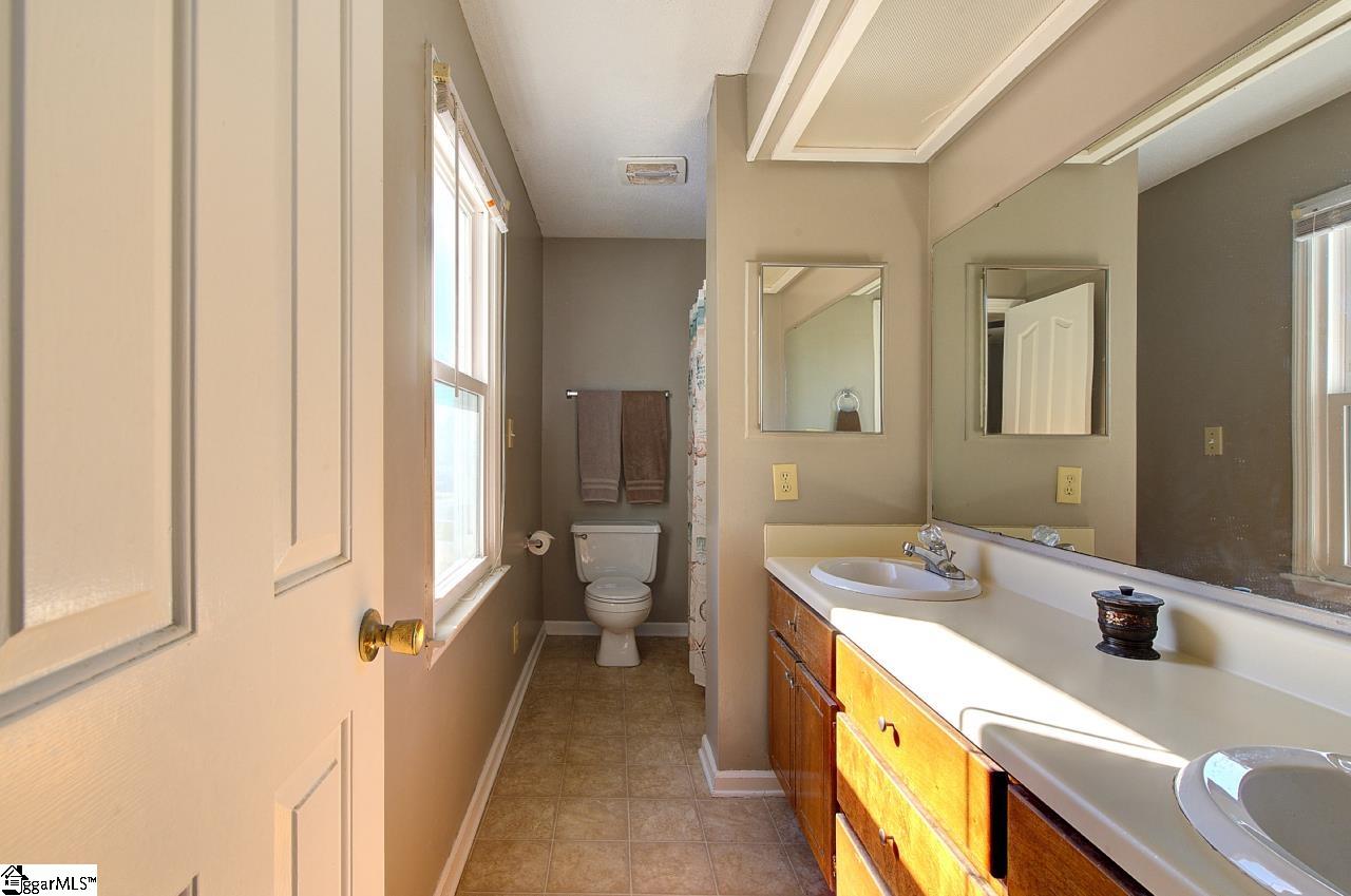 103 Creek Drive Property Photo 27