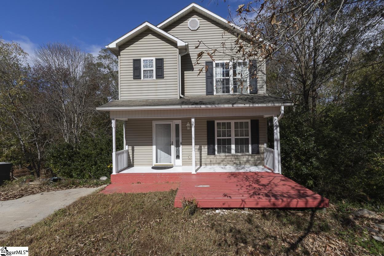 202 Ashton Drive Property Photo 1