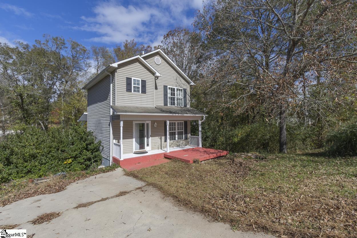 202 Ashton Drive Property Photo 2