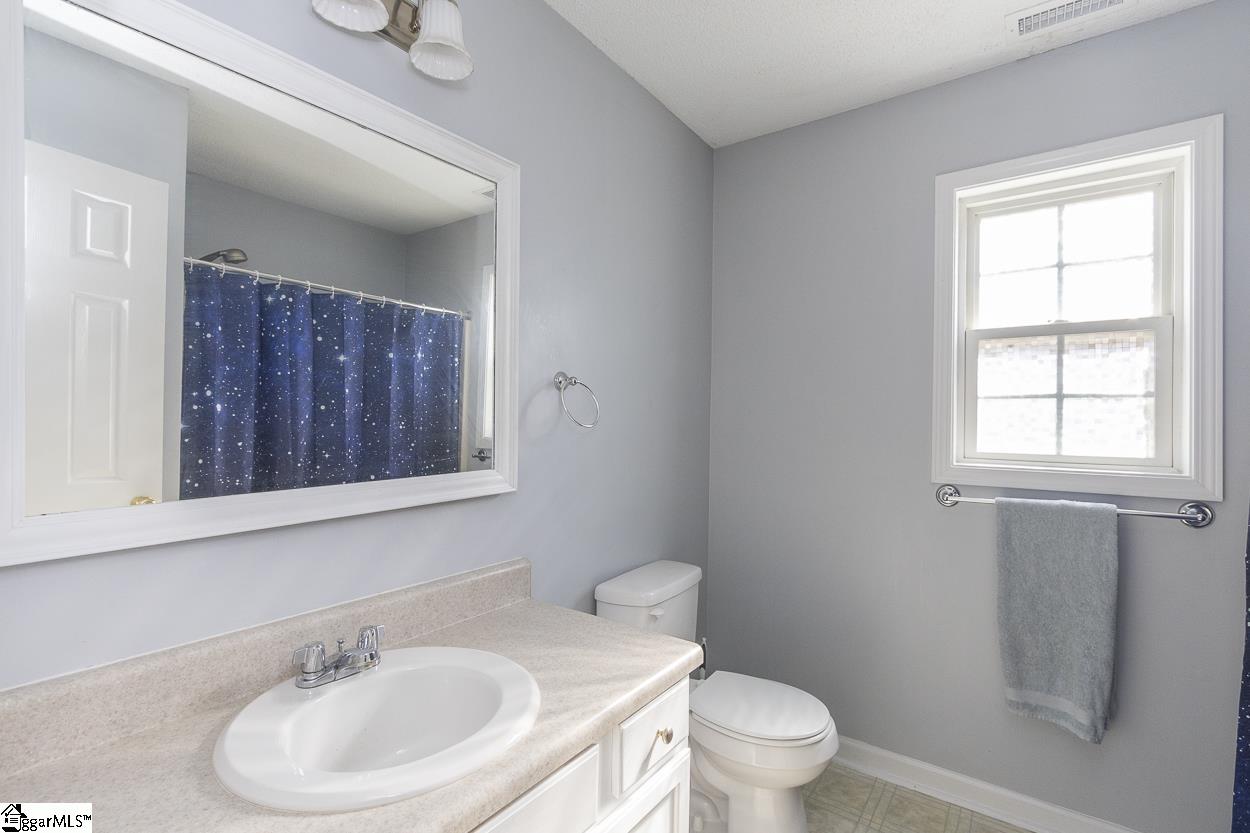 202 Ashton Drive Property Photo 23