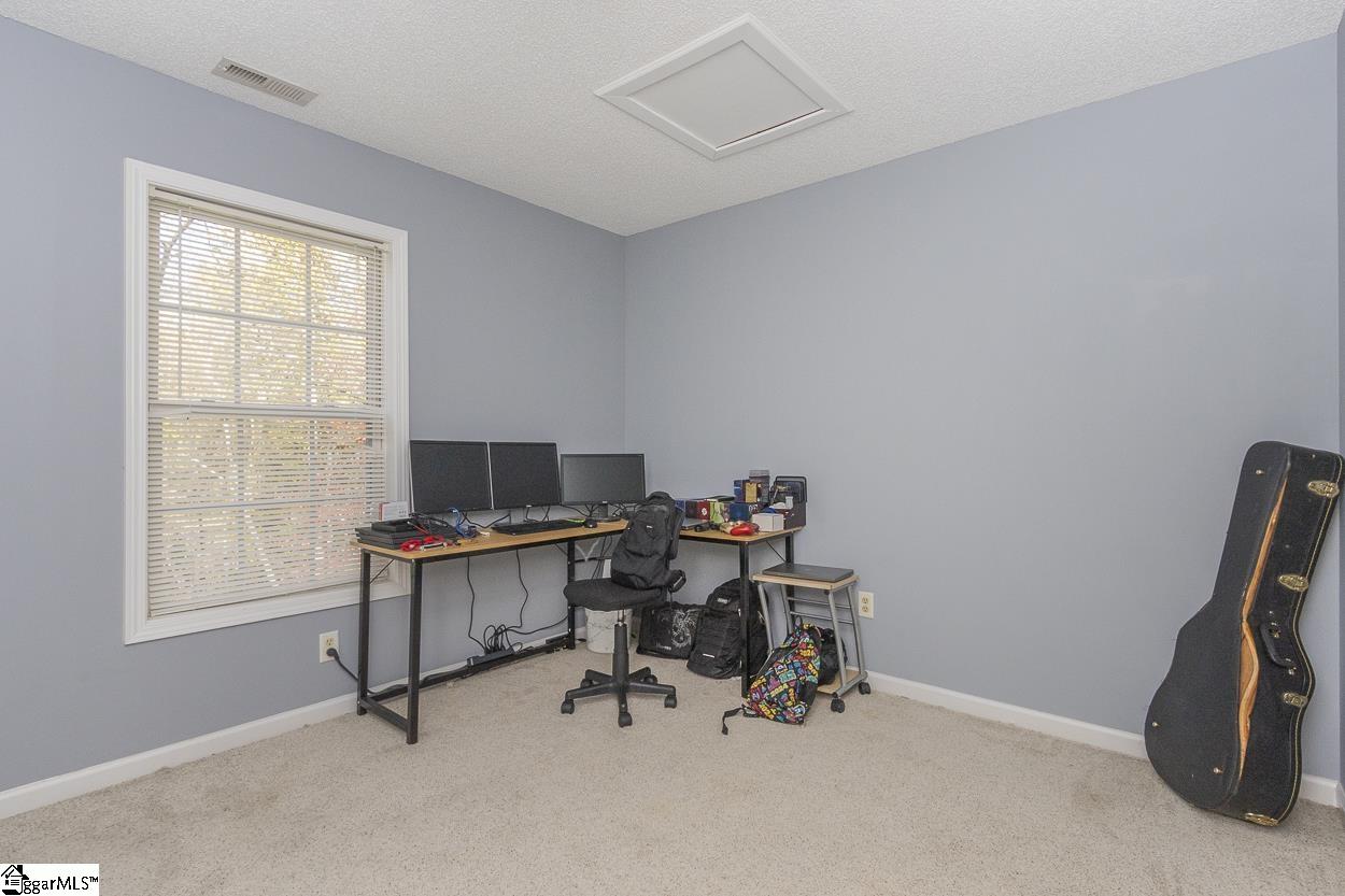 202 Ashton Drive Property Photo 25