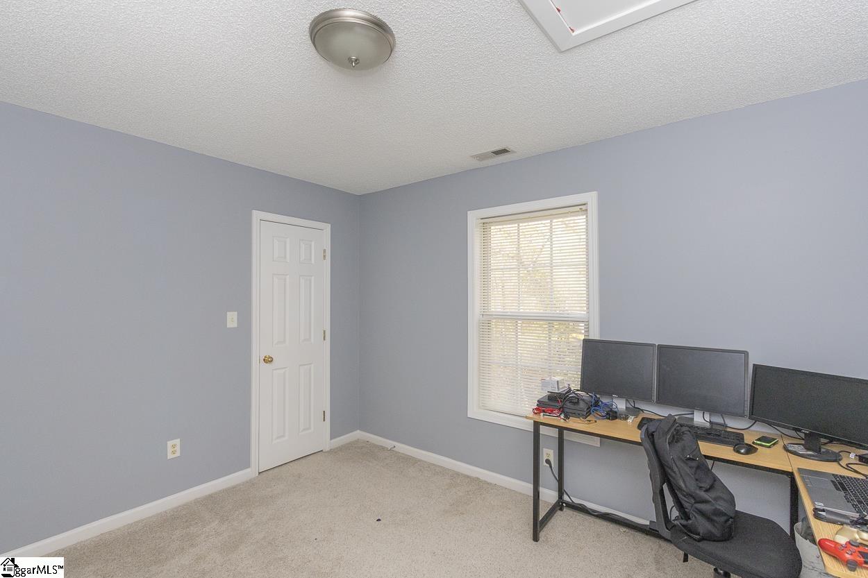 202 Ashton Drive Property Photo 27