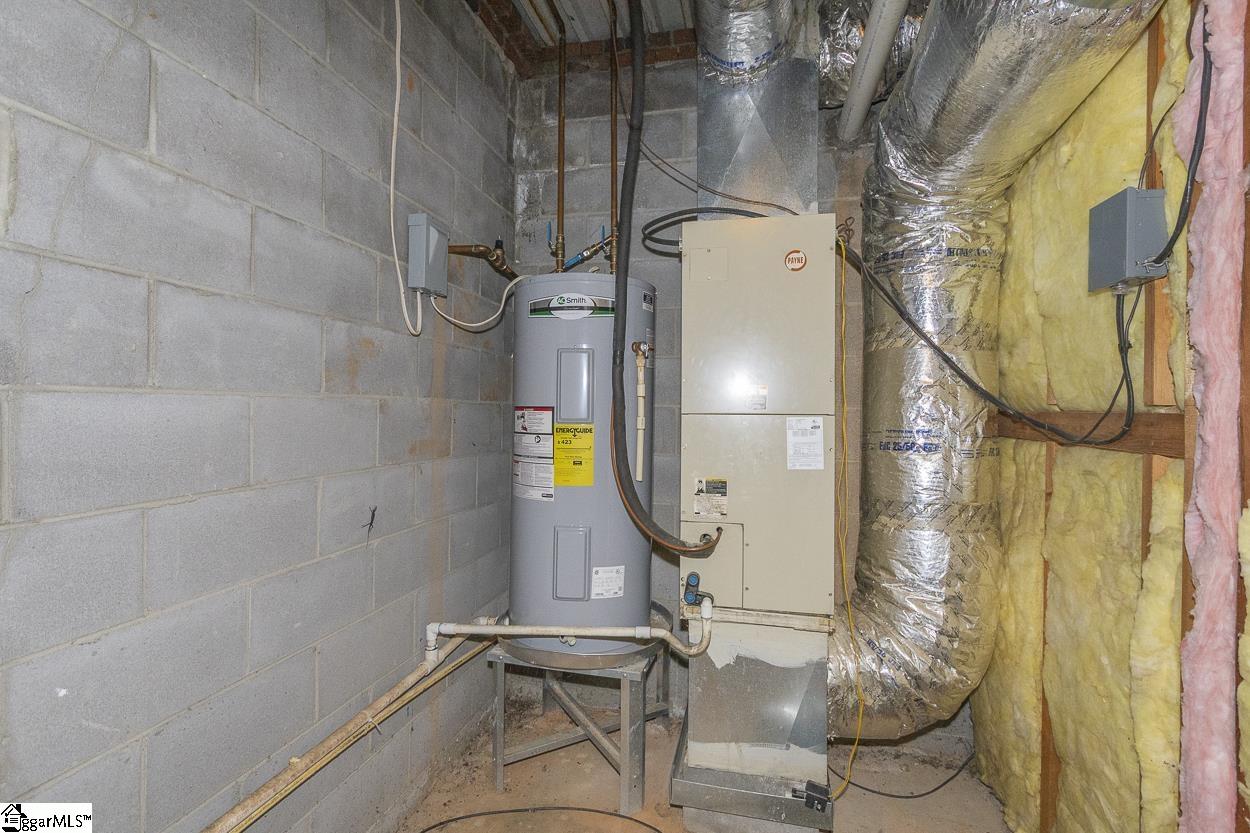 202 Ashton Drive Property Photo 36