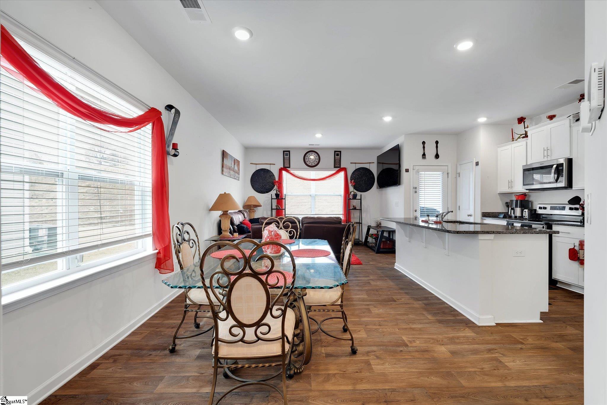 439 Sea Grit Court Property Photo 6