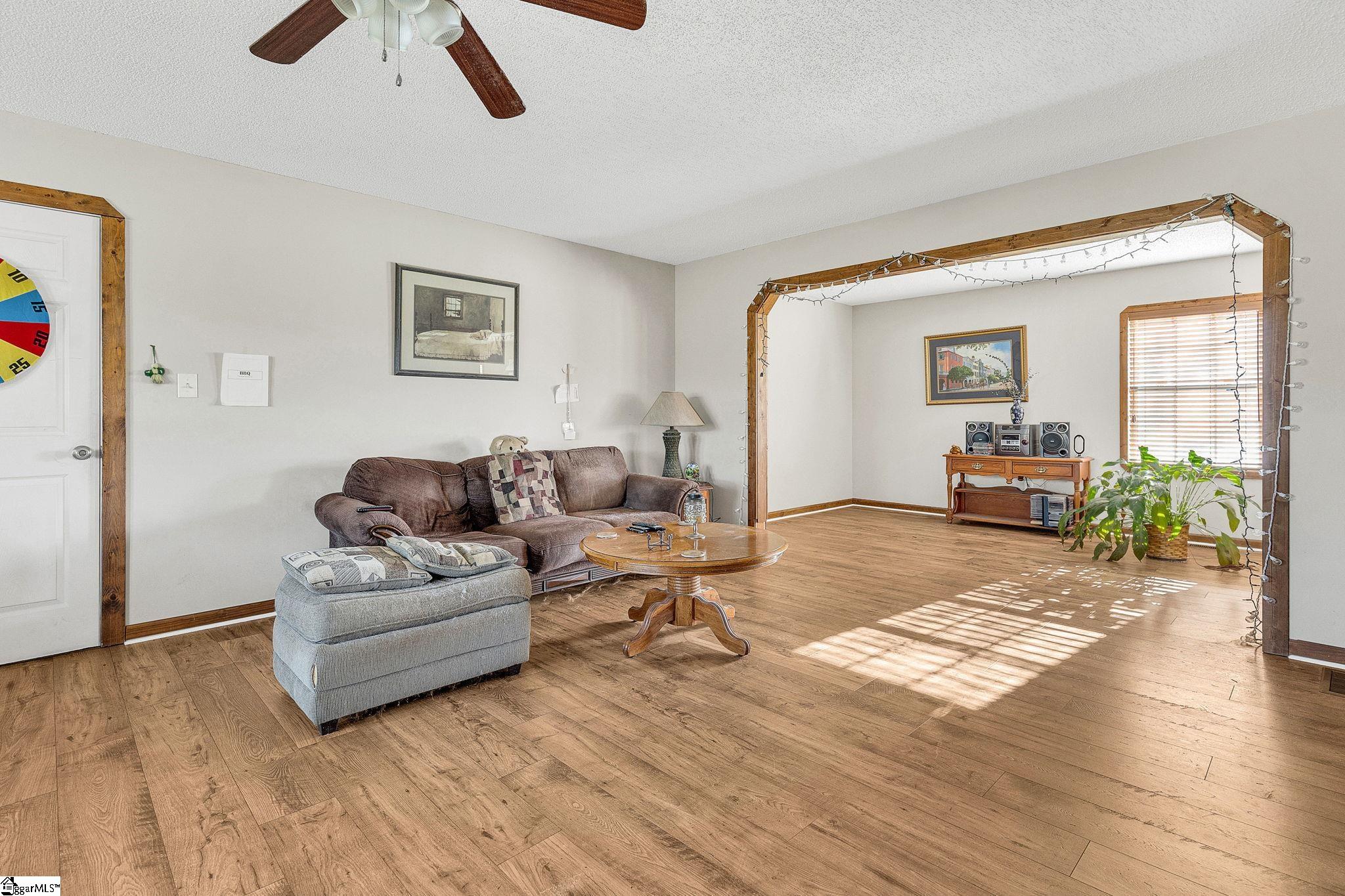 1071 Little Mountain Road Property Photo 11