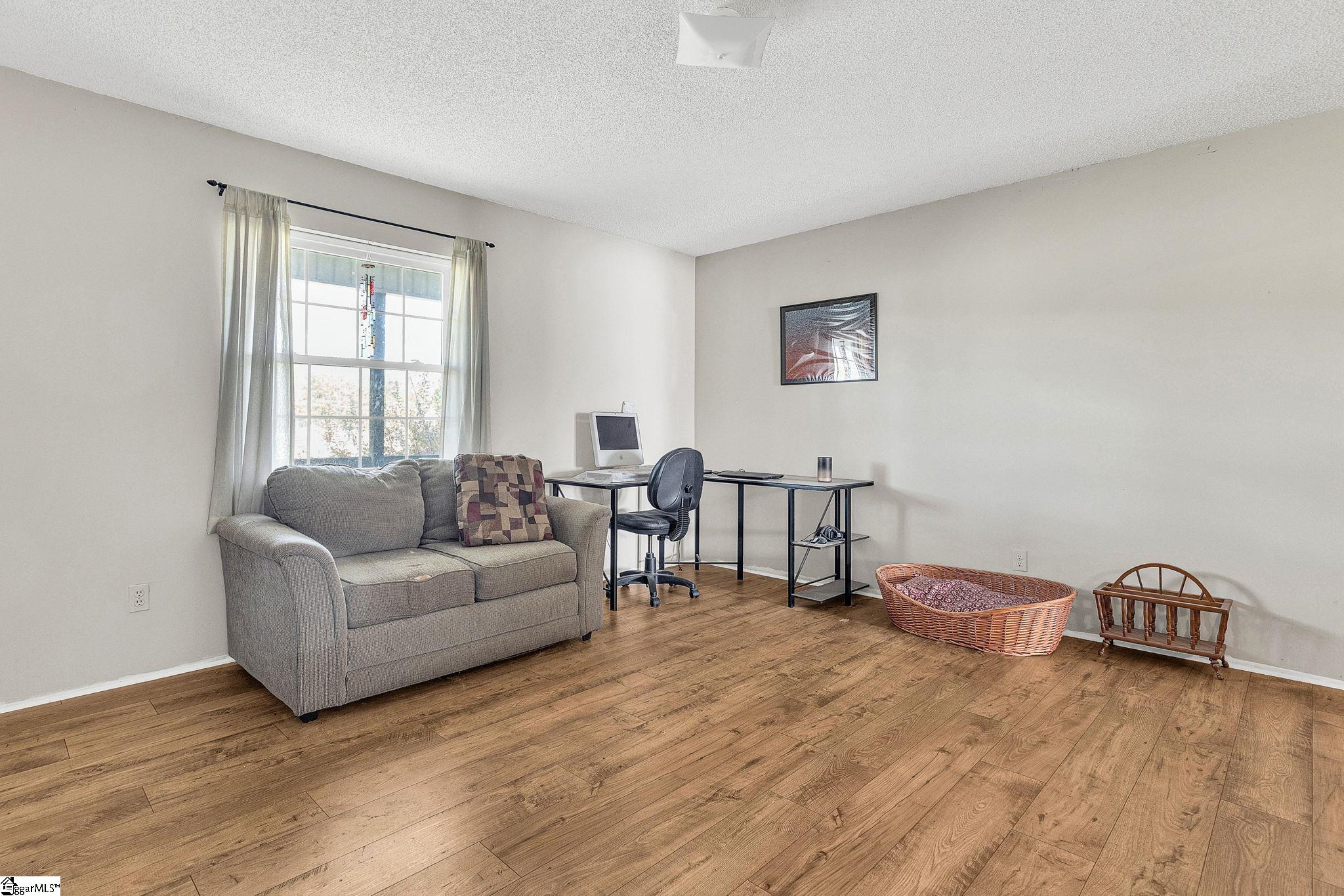 1071 Little Mountain Road Property Photo 12