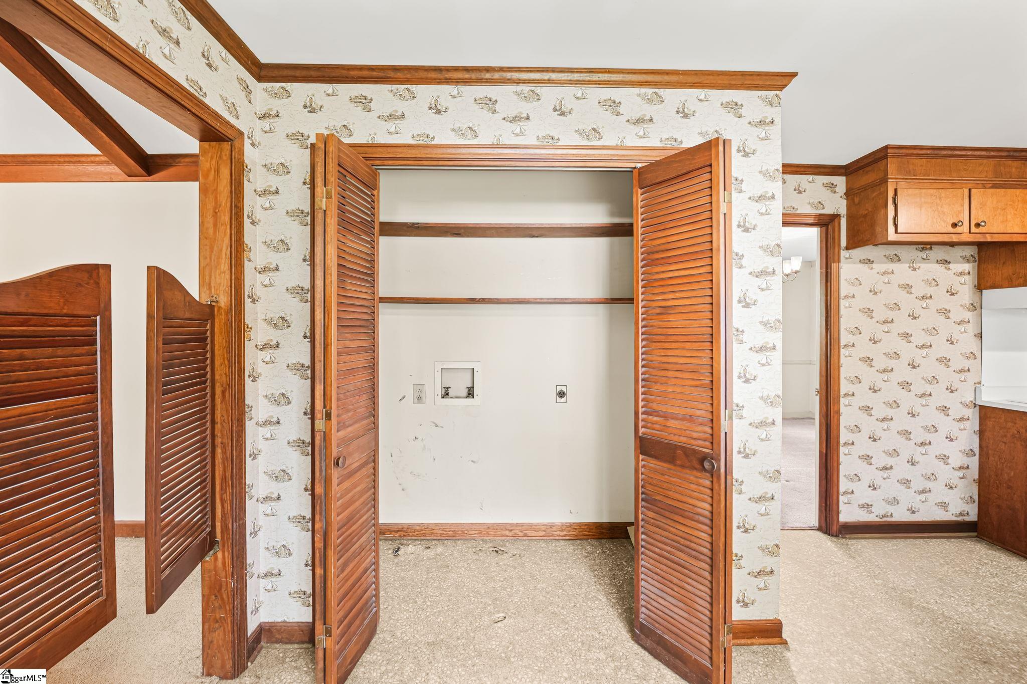 102 Somerset Drive Property Photo 13