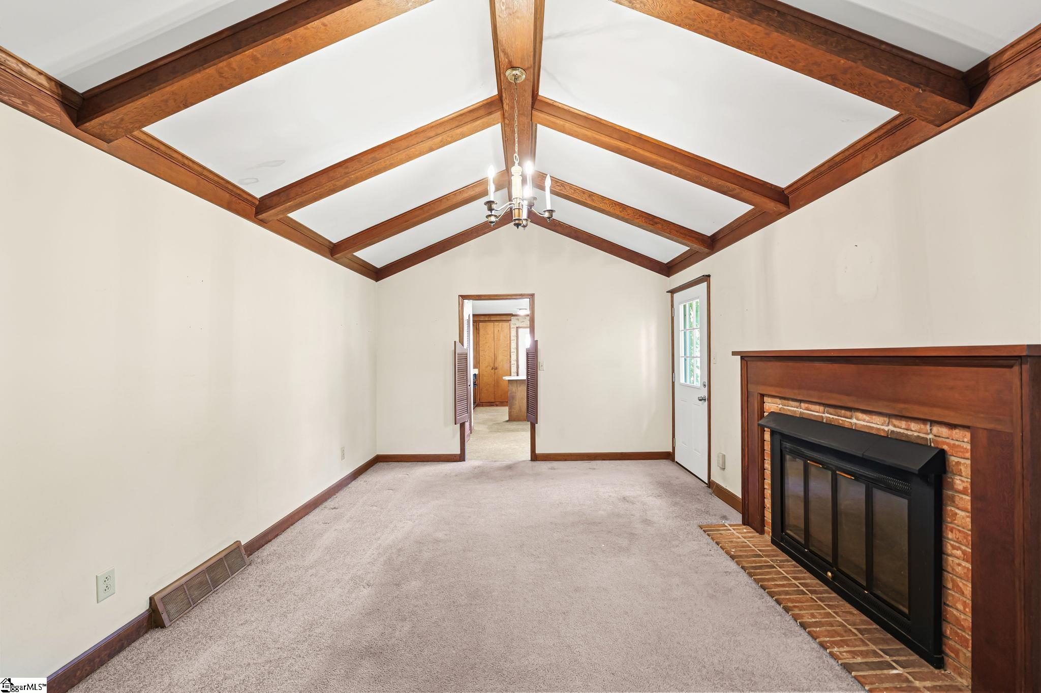 102 Somerset Drive Property Photo 19