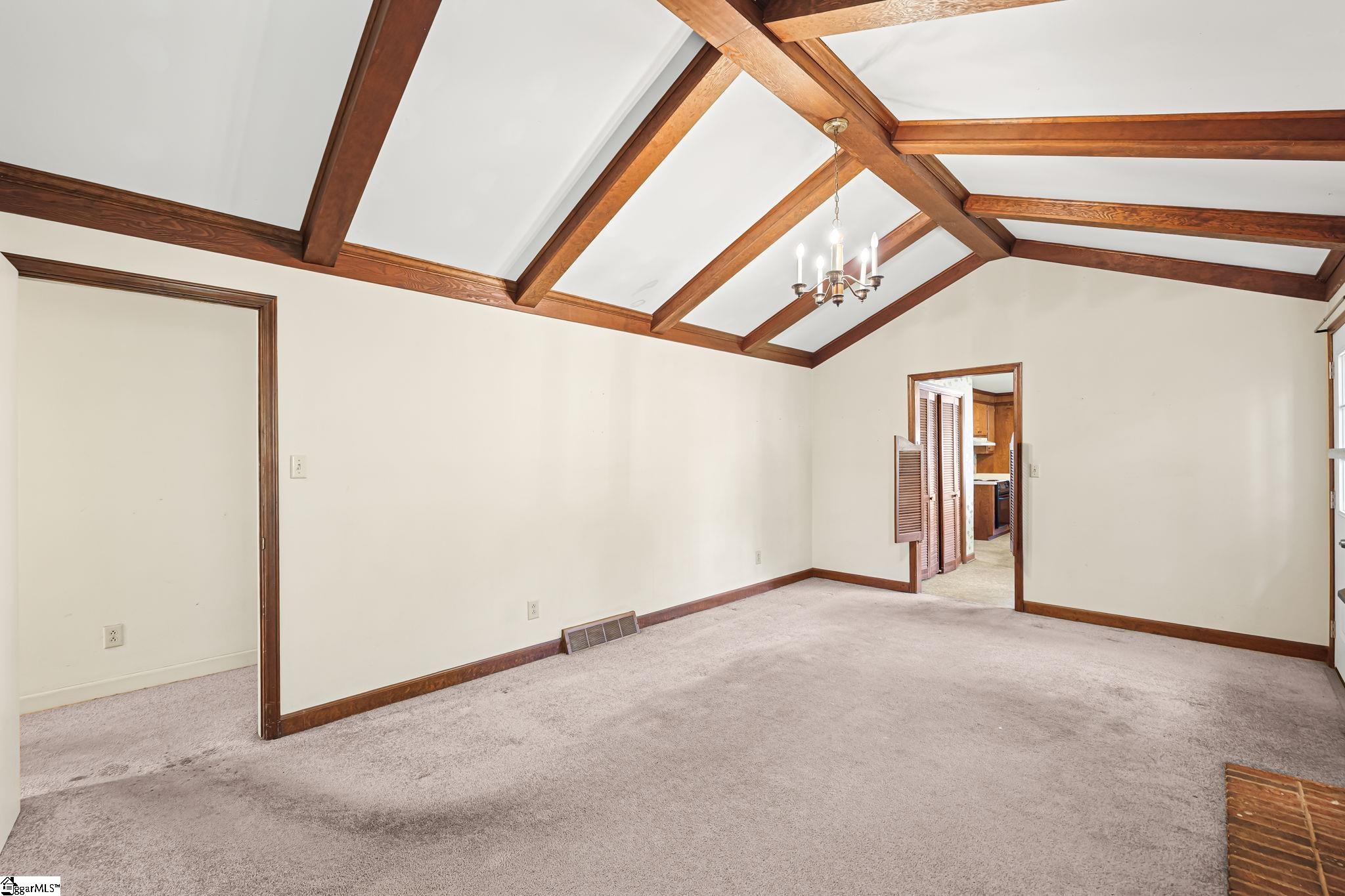 102 Somerset Drive Property Photo 21