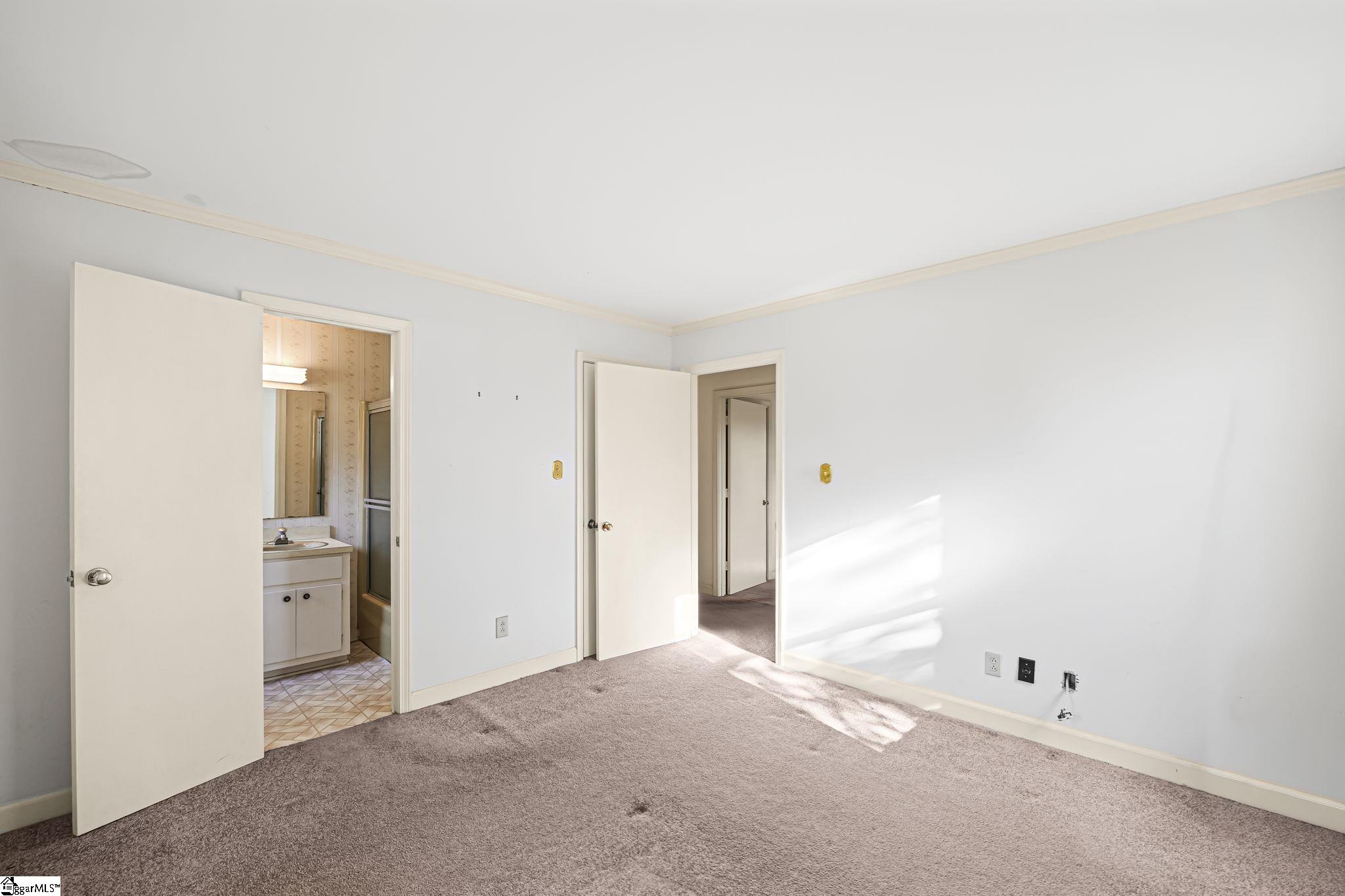 102 Somerset Drive Property Photo 38