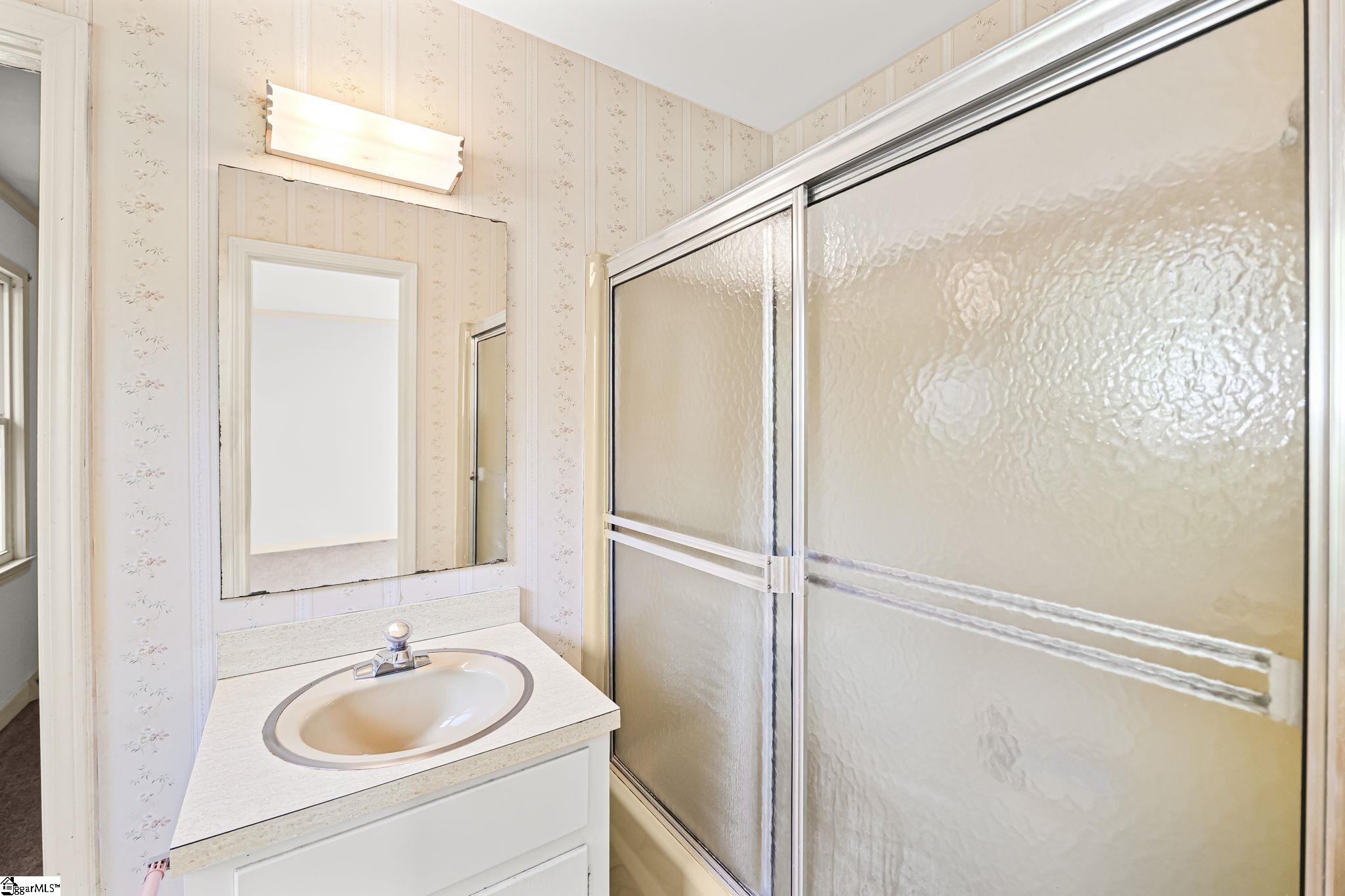 102 Somerset Drive Property Photo 40