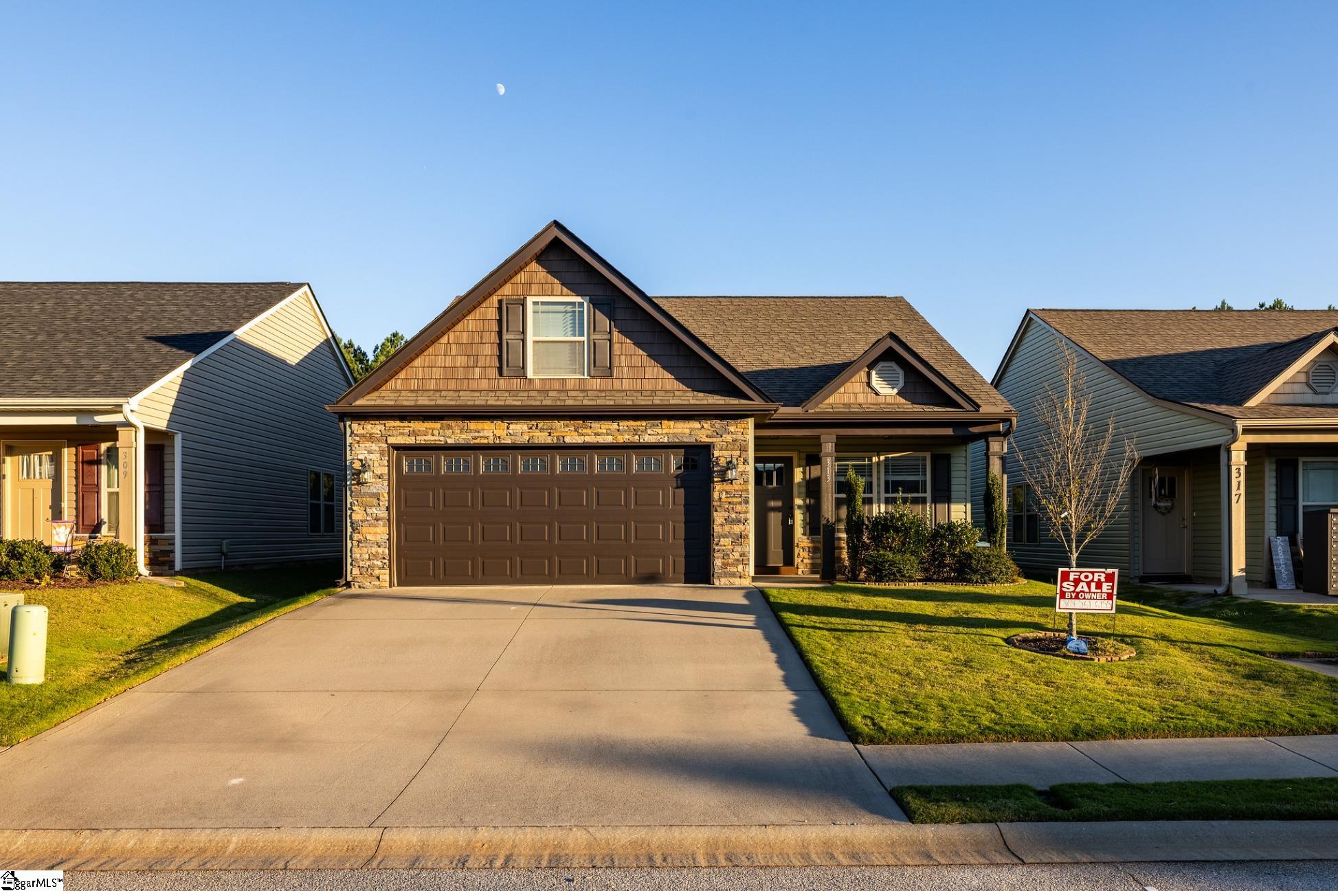 313 Trail Crossing Lane Property Photo 3