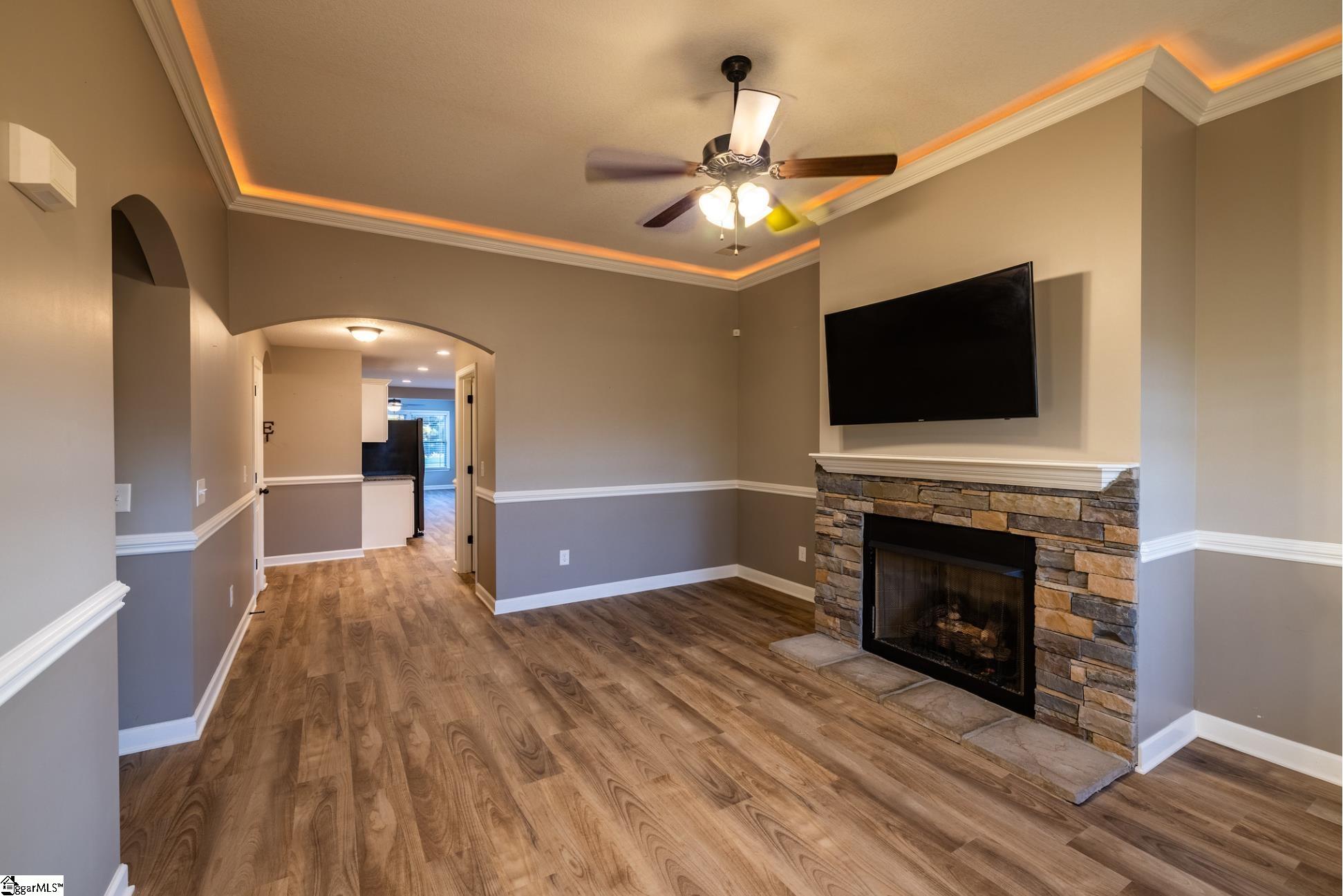 313 Trail Crossing Lane Property Photo 9