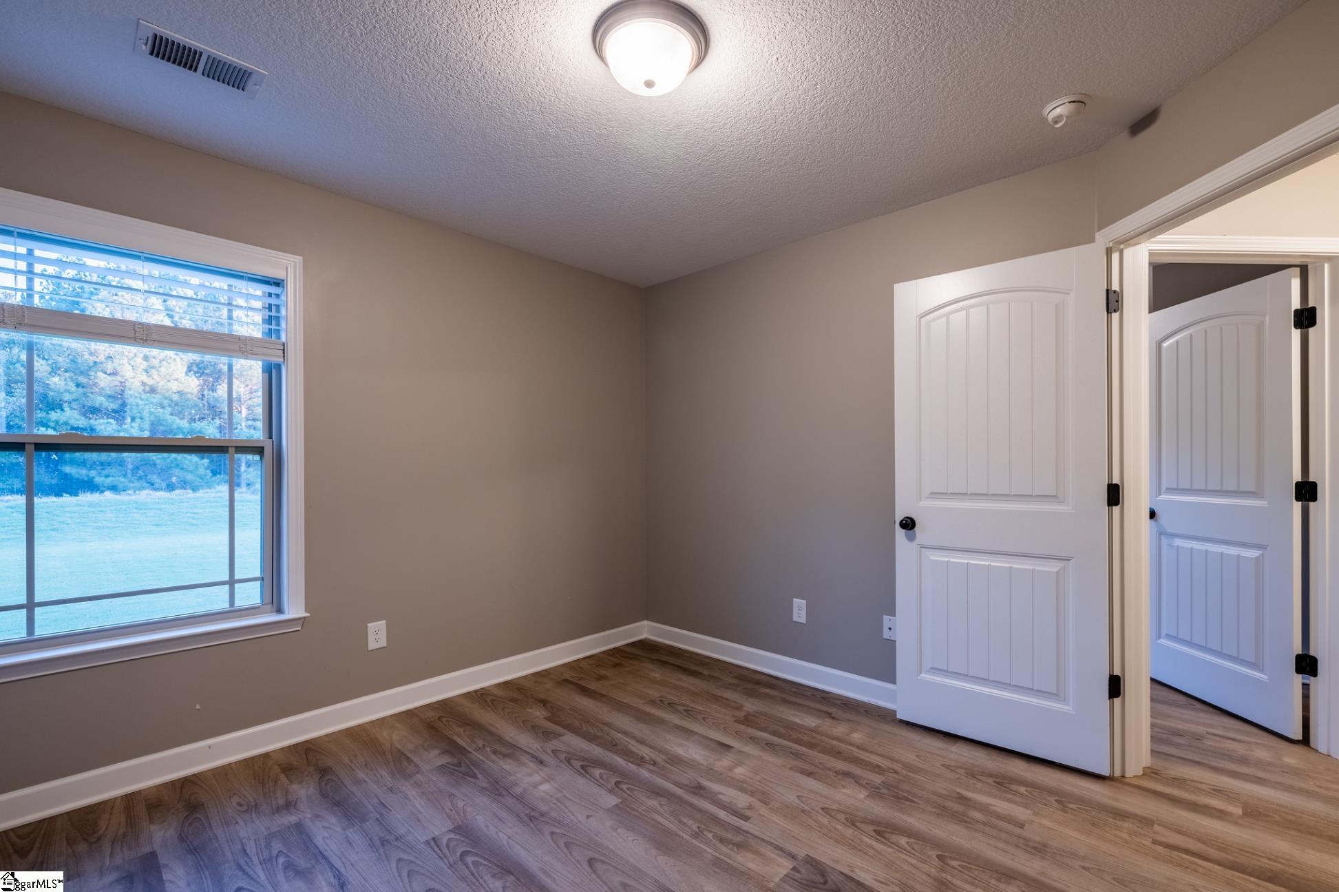 313 Trail Crossing Lane Property Photo 34