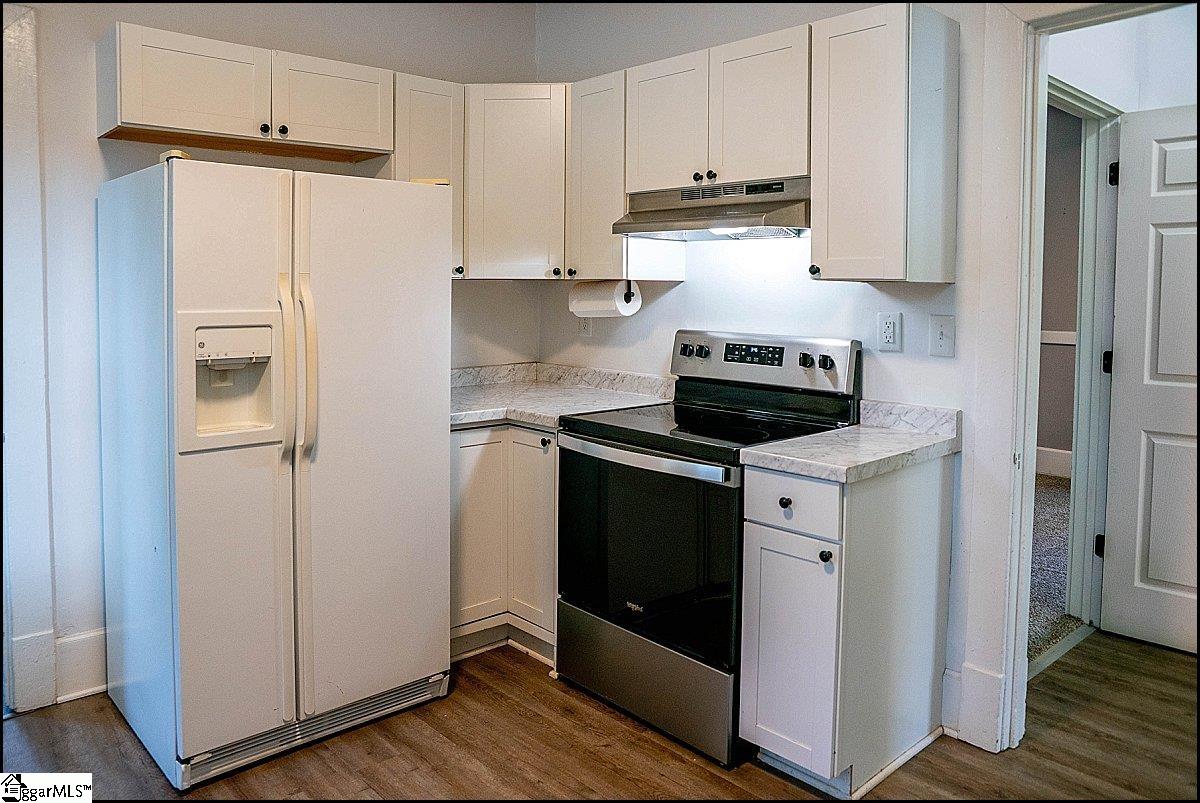 3 21st Street Property Photo 10