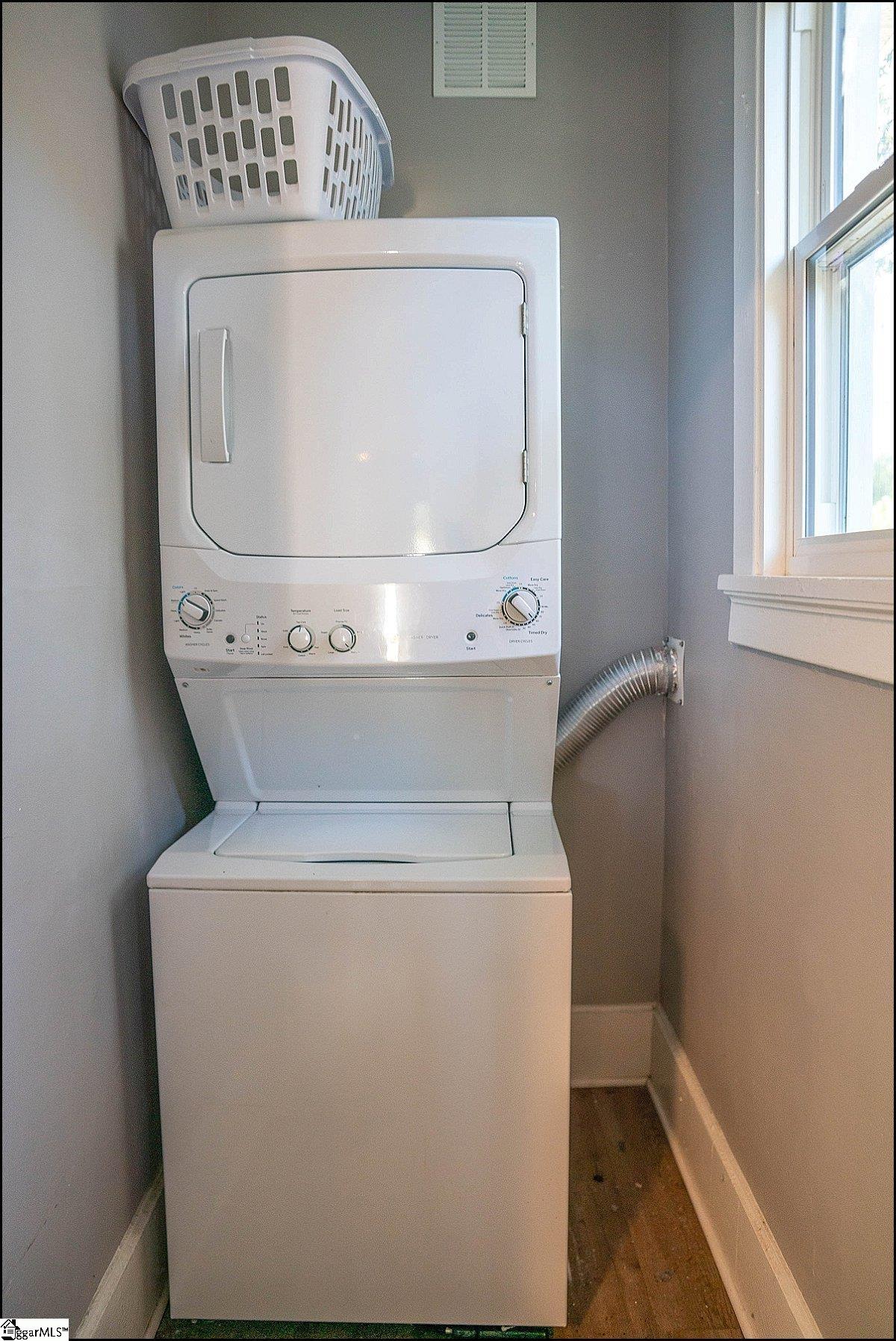 3 21st Street Property Photo 11