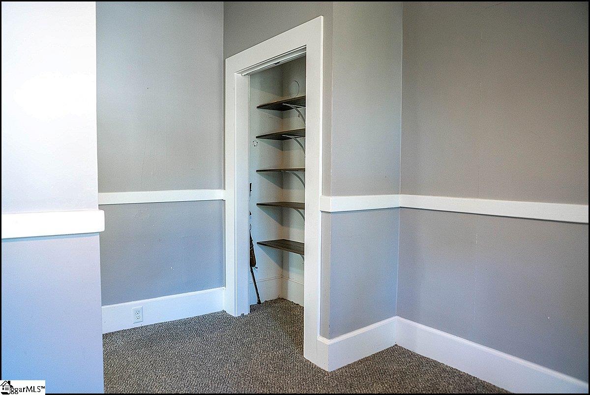 3 21st Street Property Photo 14