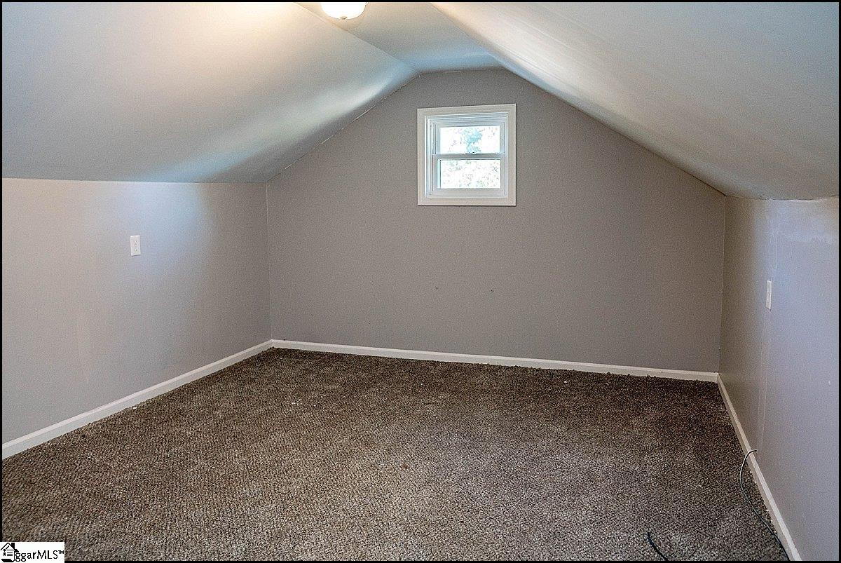 3 21st Street Property Photo 19