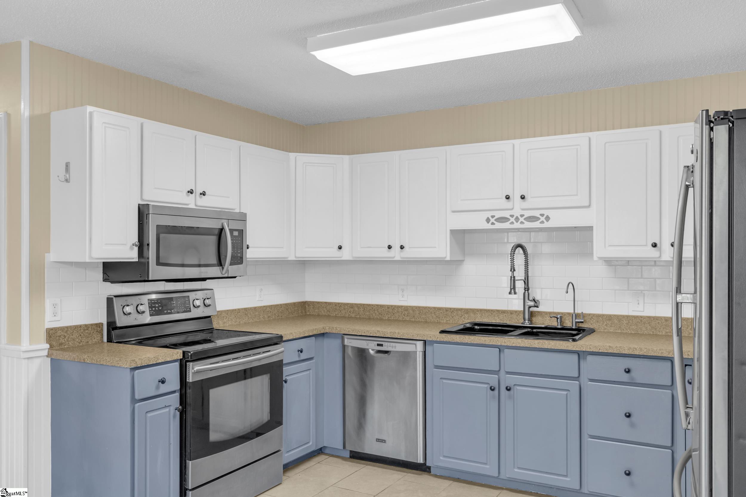 10 Oasis Court Property Photo 6