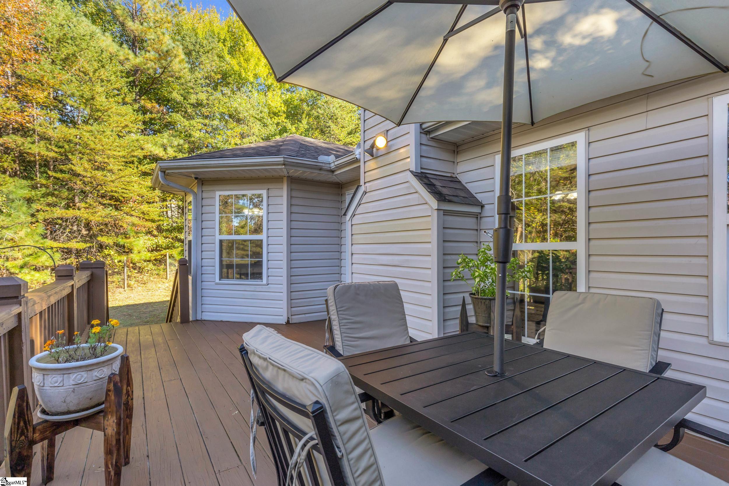 10 Oasis Court Property Photo 21