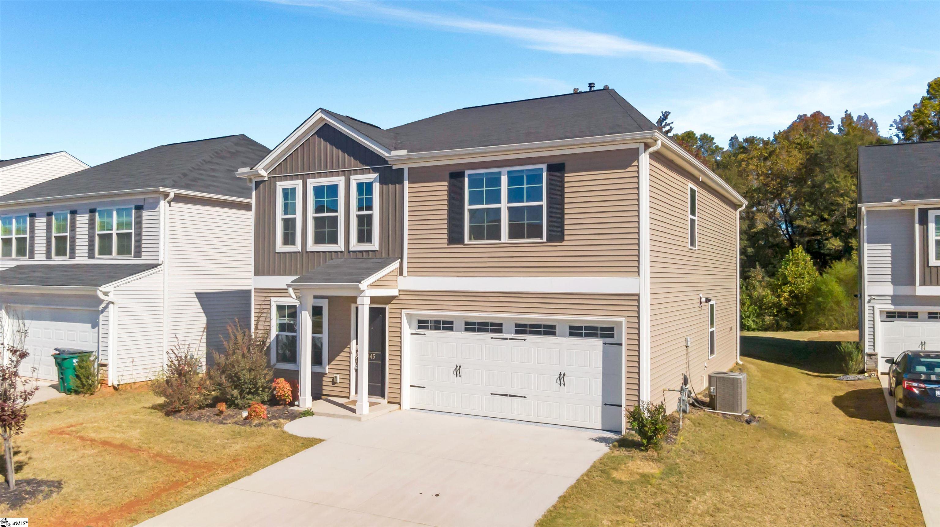 445 Grantham Court Property Photo 2