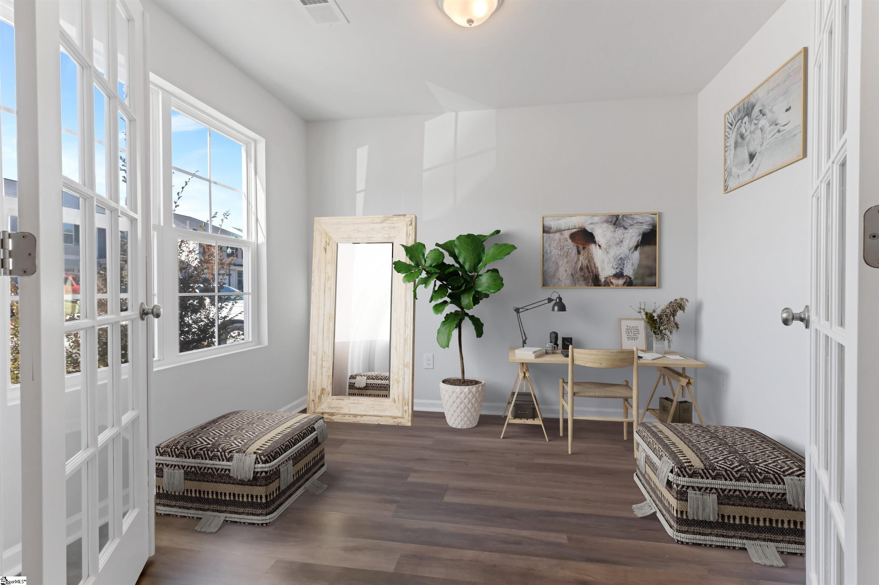 445 Grantham Court Property Photo 5