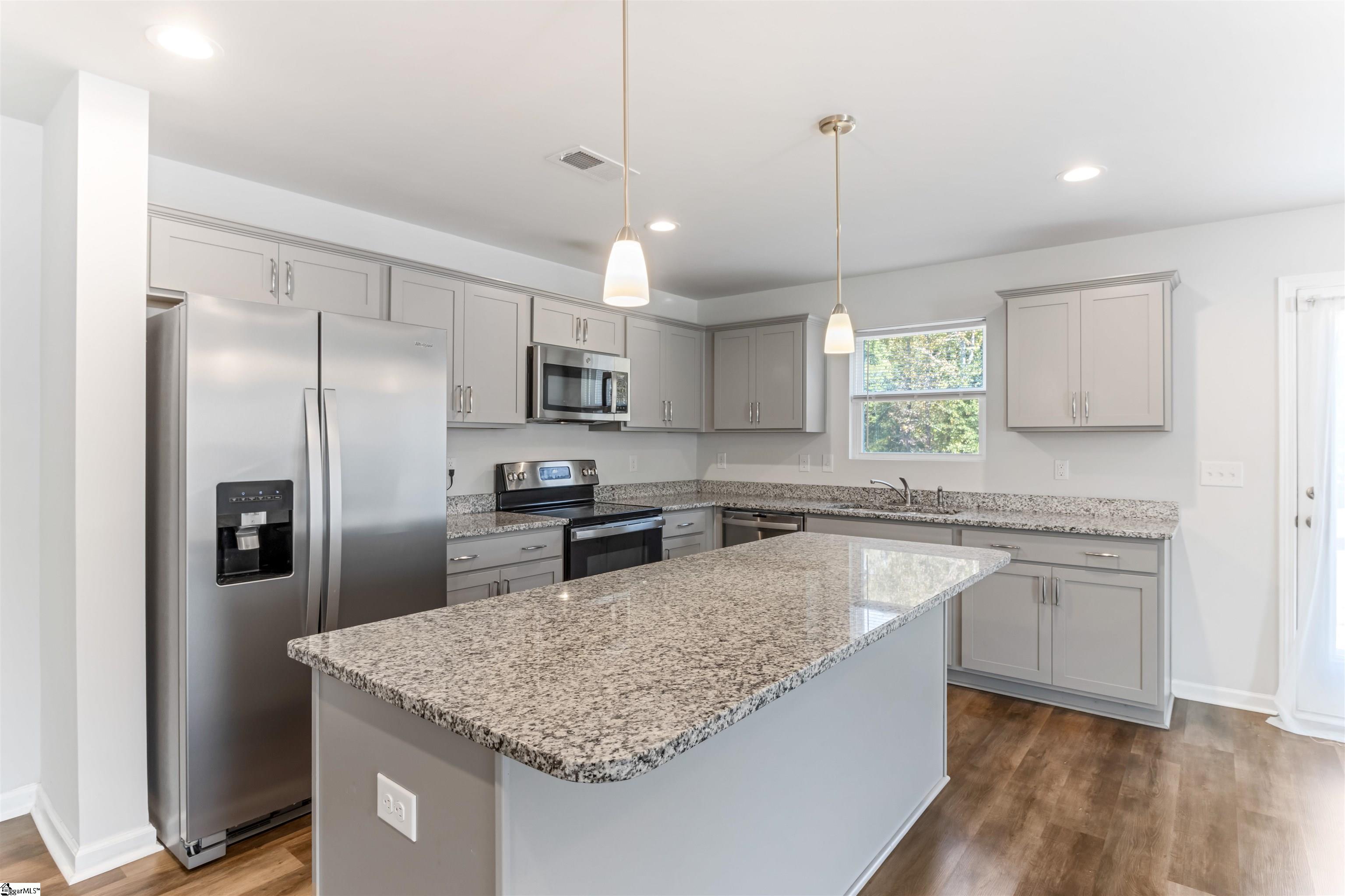 445 Grantham Court Property Photo 16