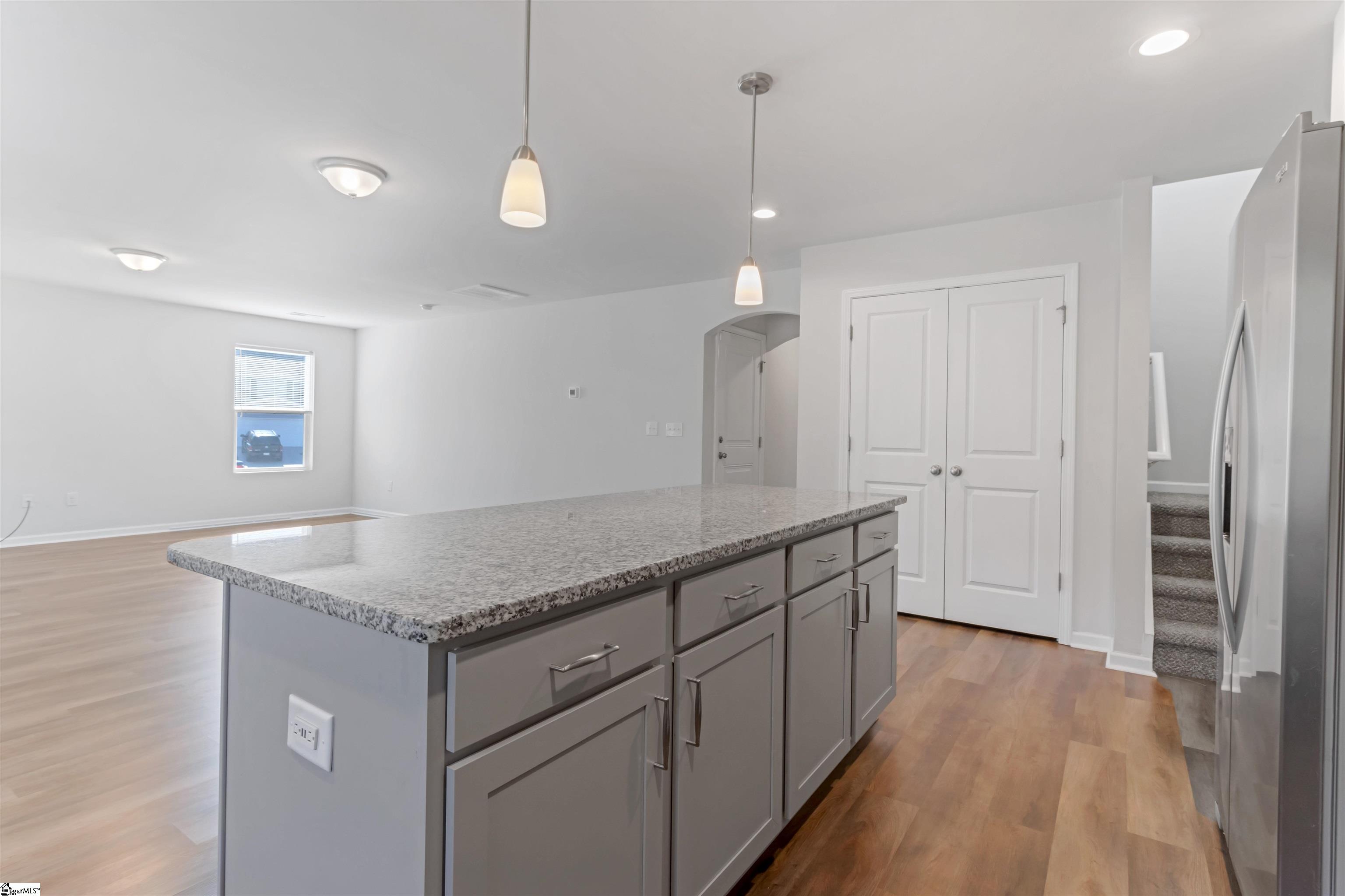 445 Grantham Court Property Photo 18