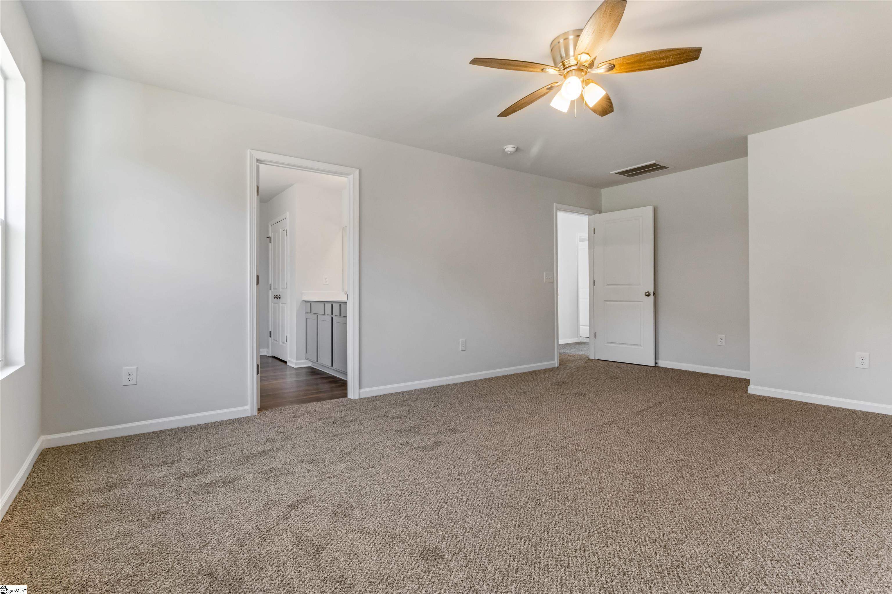 445 Grantham Court Property Photo 24