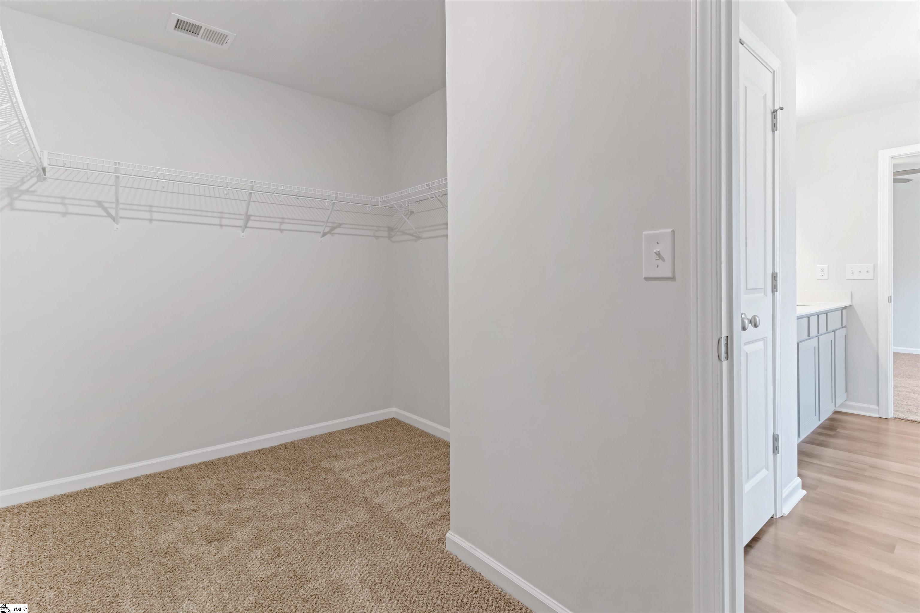 445 Grantham Court Property Photo 27