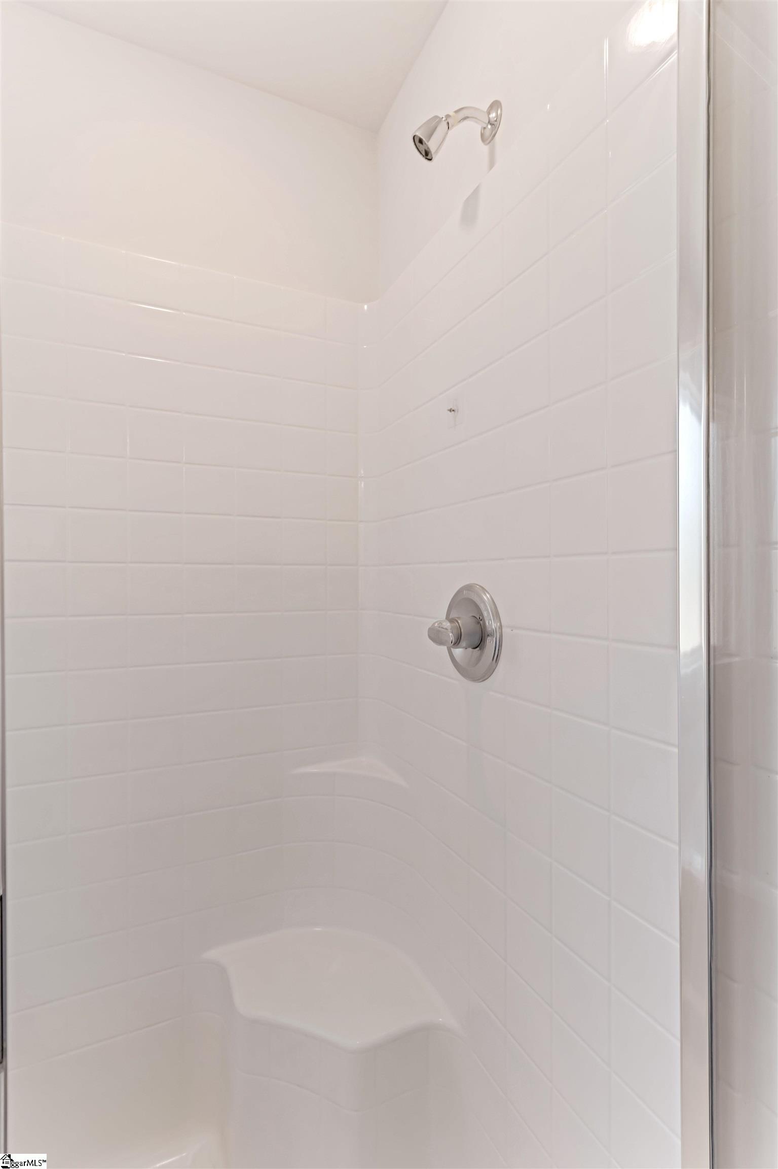 445 Grantham Court Property Photo 29