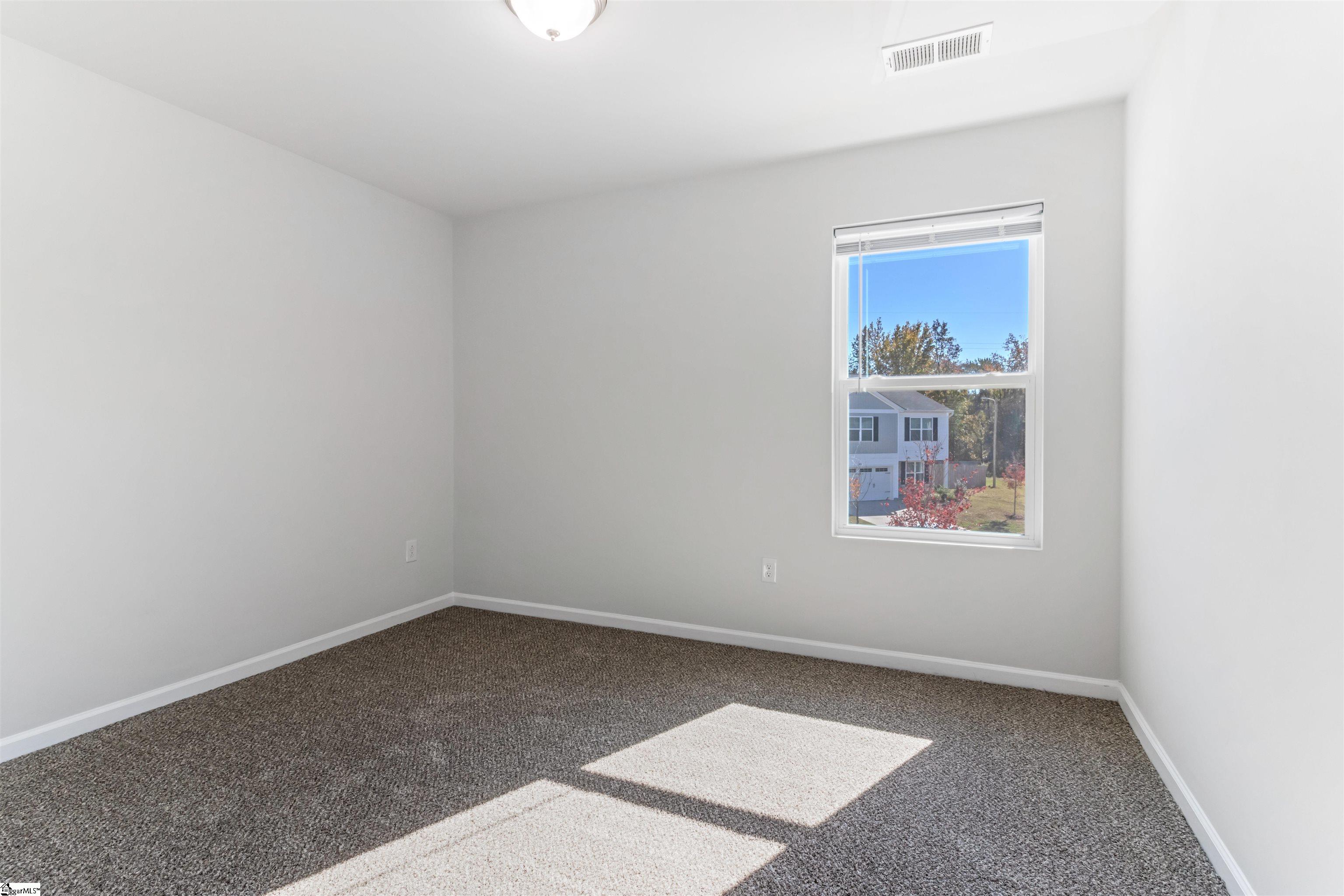 445 Grantham Court Property Photo 32