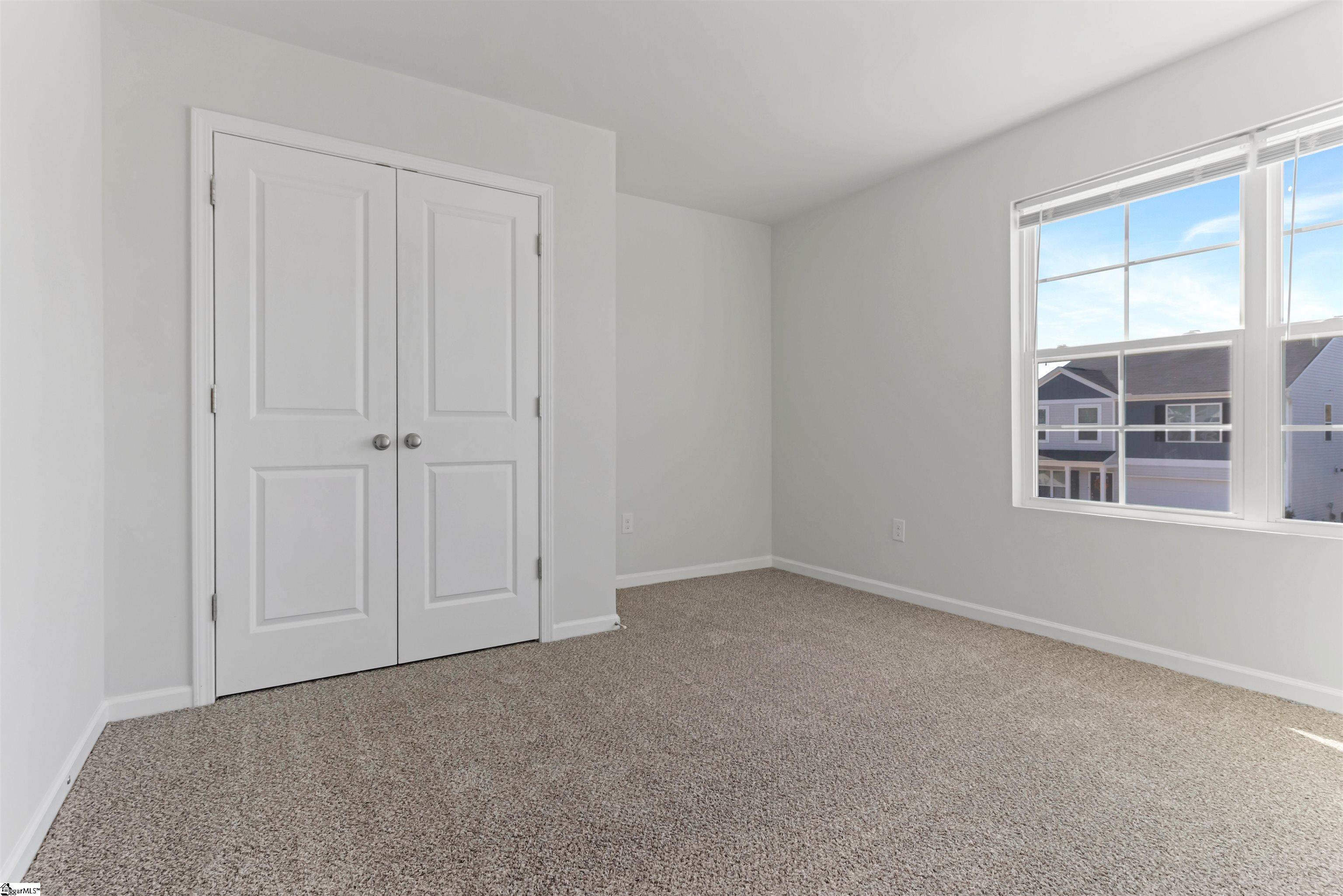 445 Grantham Court Property Photo 34