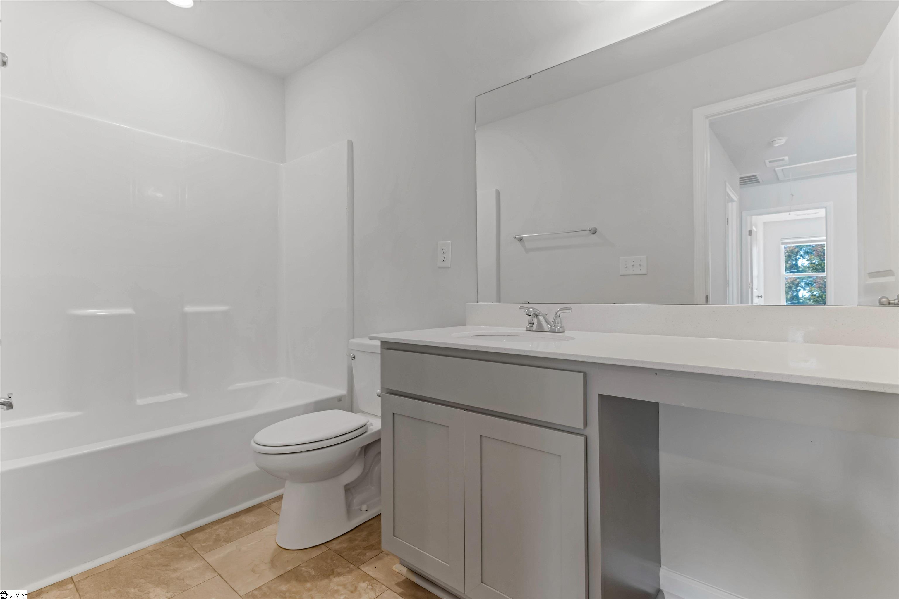 445 Grantham Court Property Photo 38