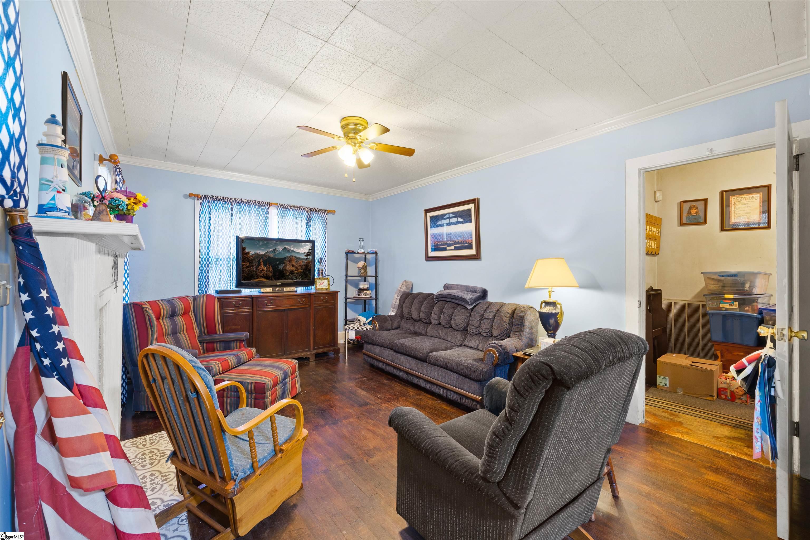 6 Berkley Avenue Property Photo 4