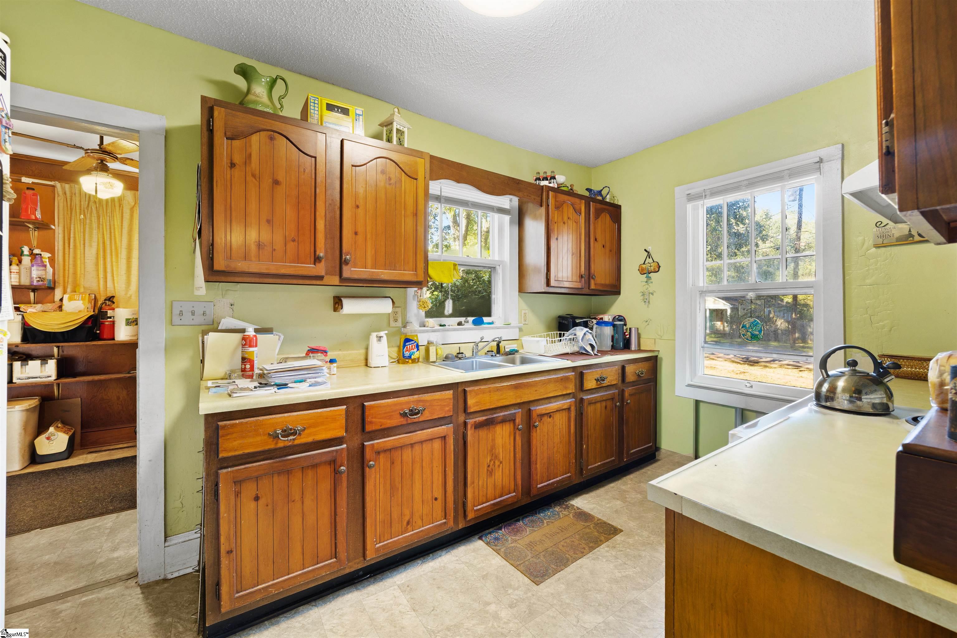 6 Berkley Avenue Property Photo 10