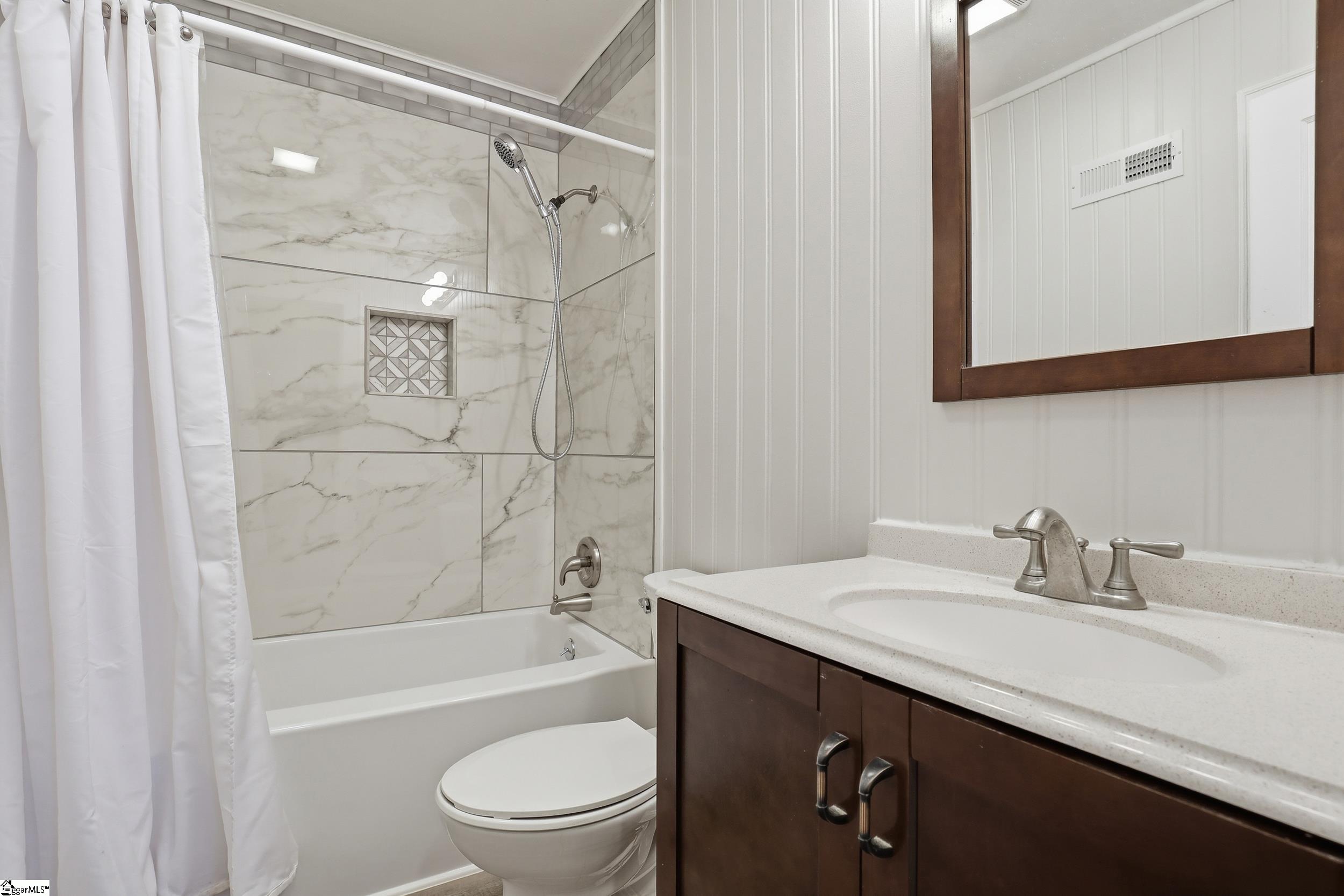 5 Lenore Avenue Property Photo 15