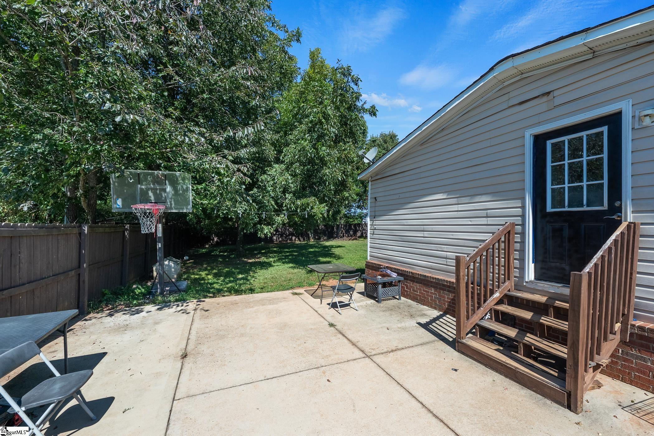 102 Riverbreeze Road Property Photo 33